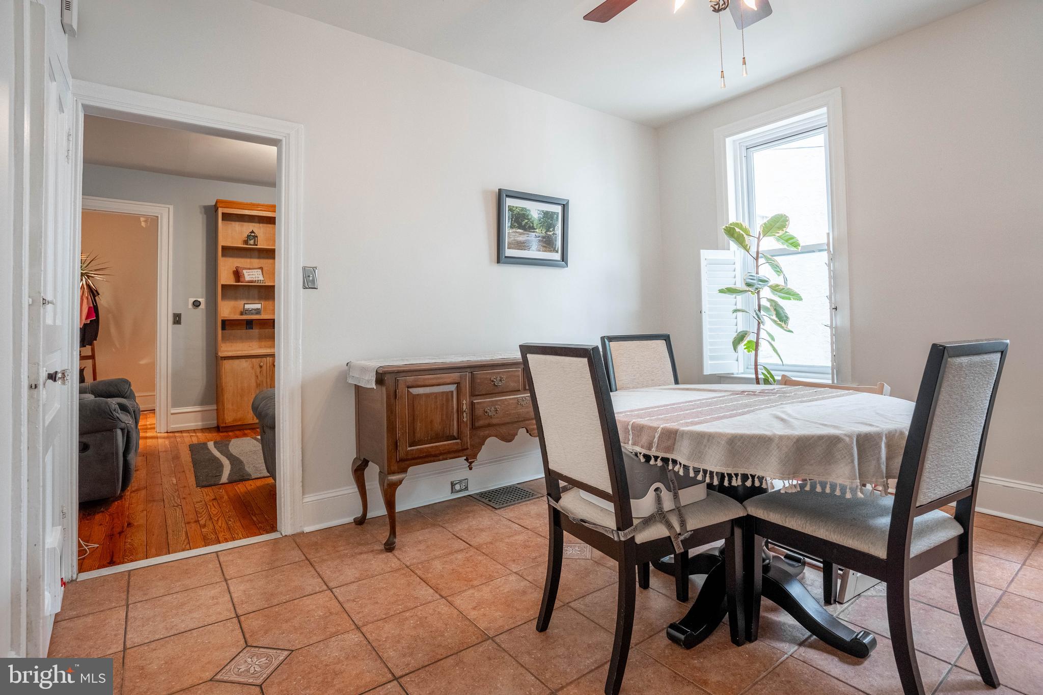 ROXBOROUGH - Residential