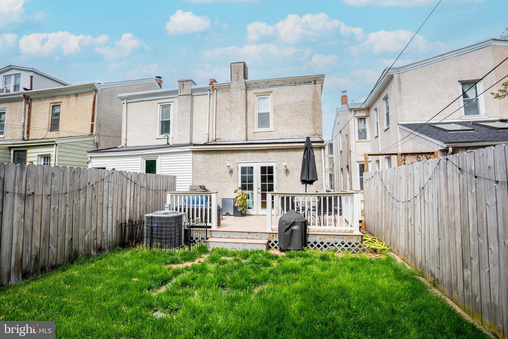 ROXBOROUGH - Residential
