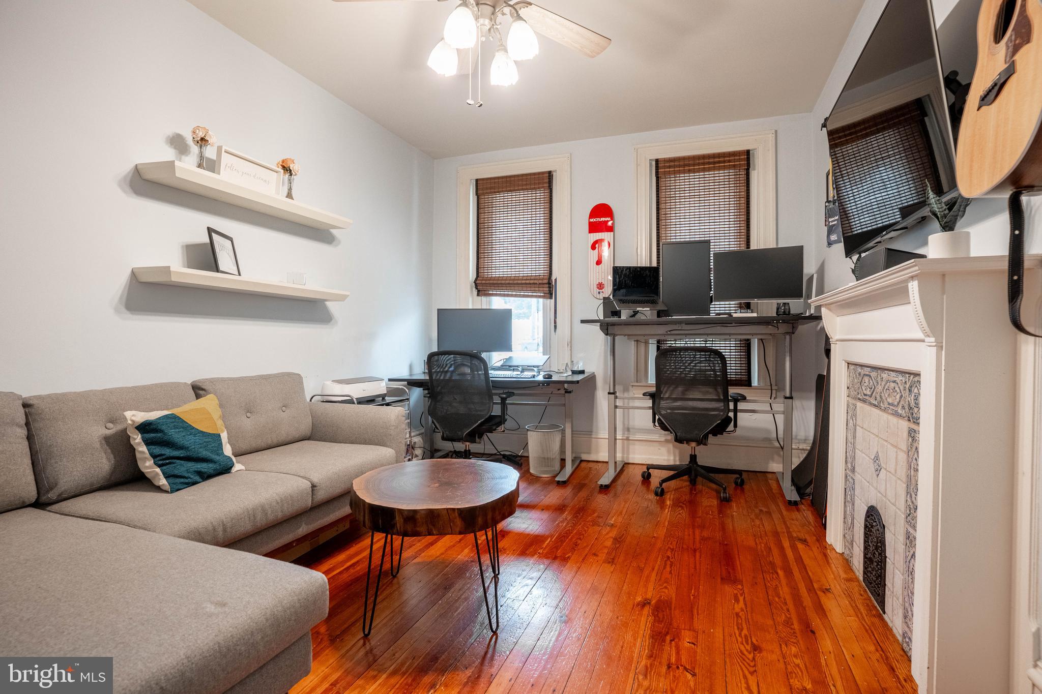 ROXBOROUGH - Residential