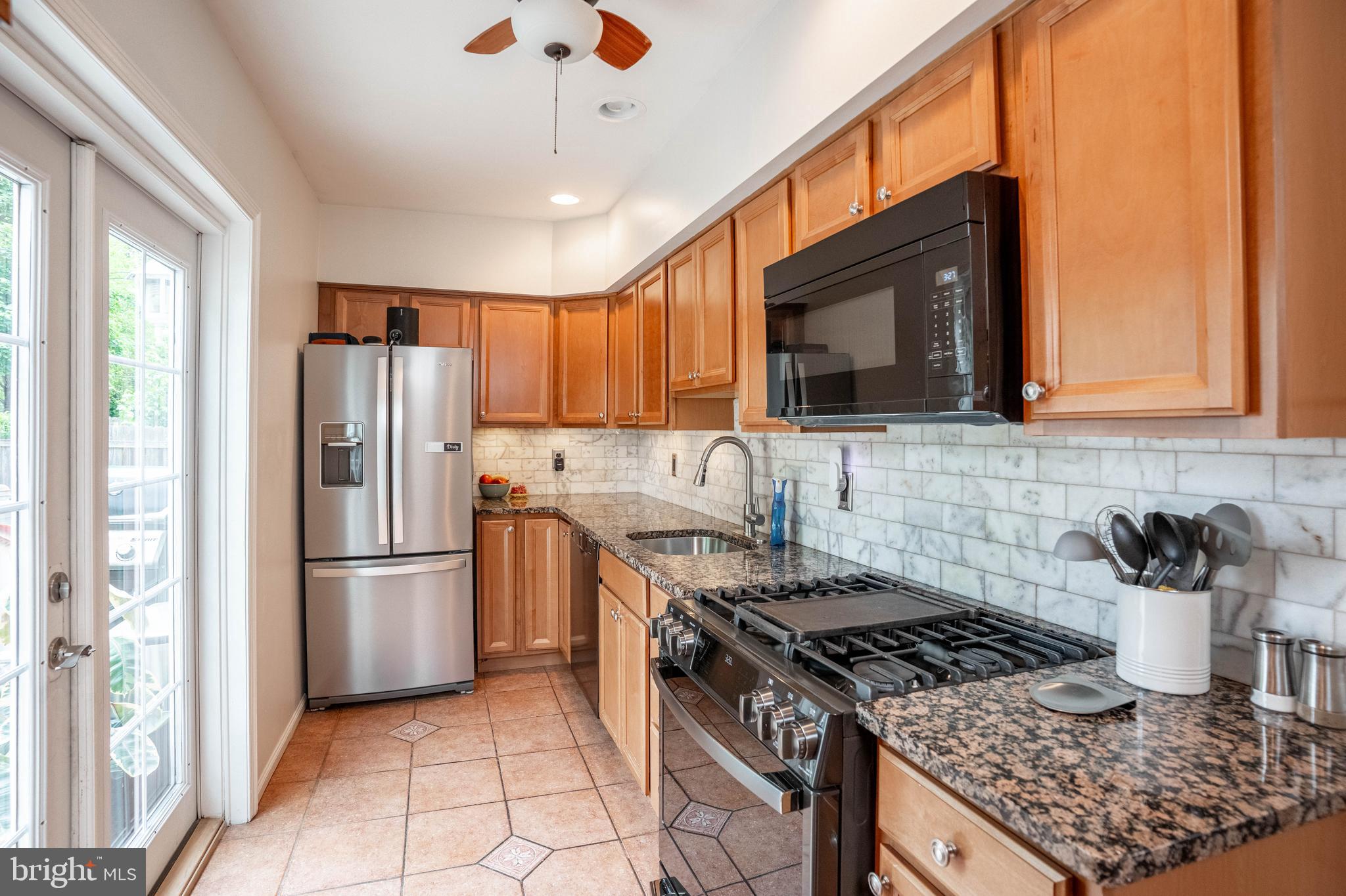 ROXBOROUGH - Residential