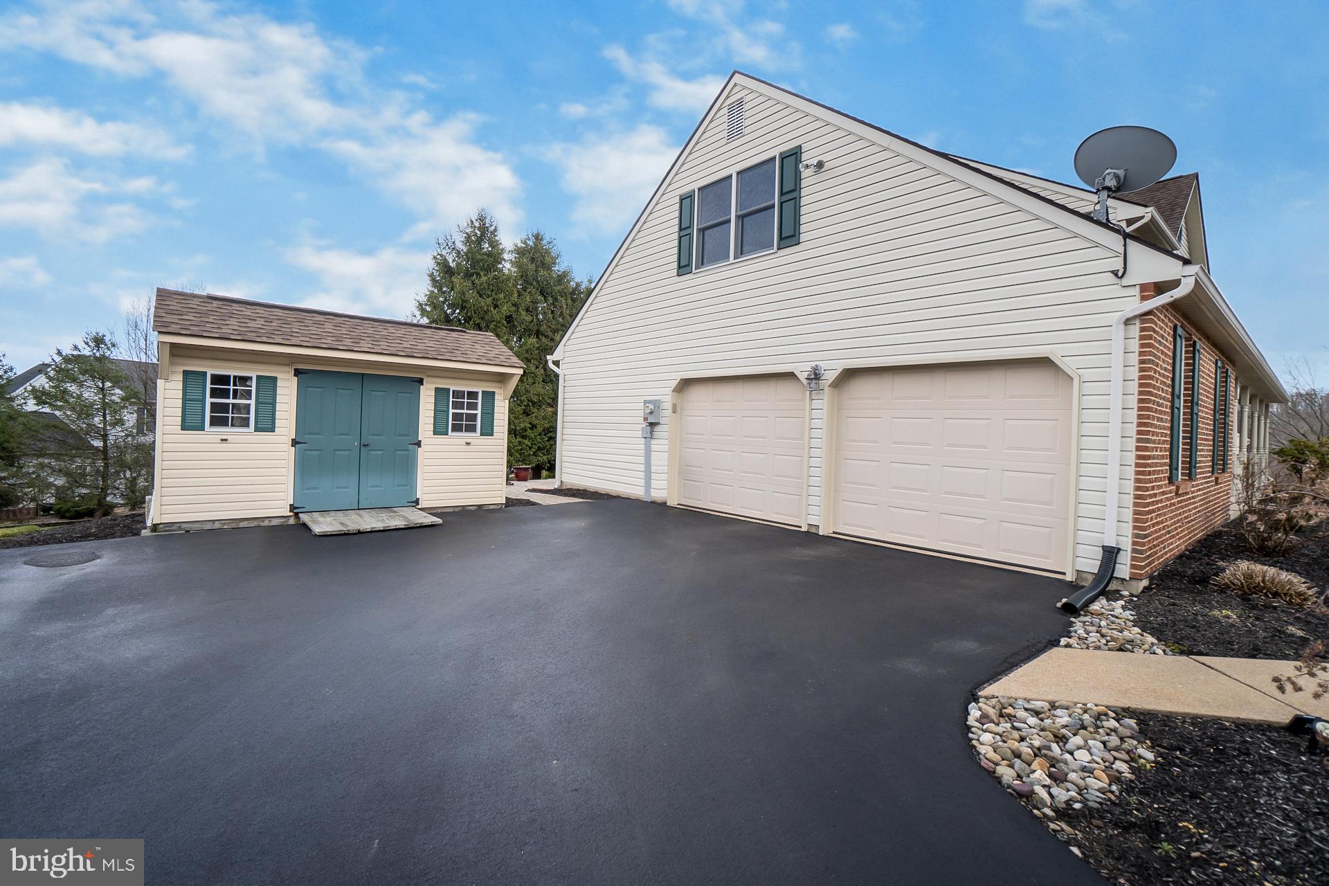 WYNNEWOOD TERRACE - Residential