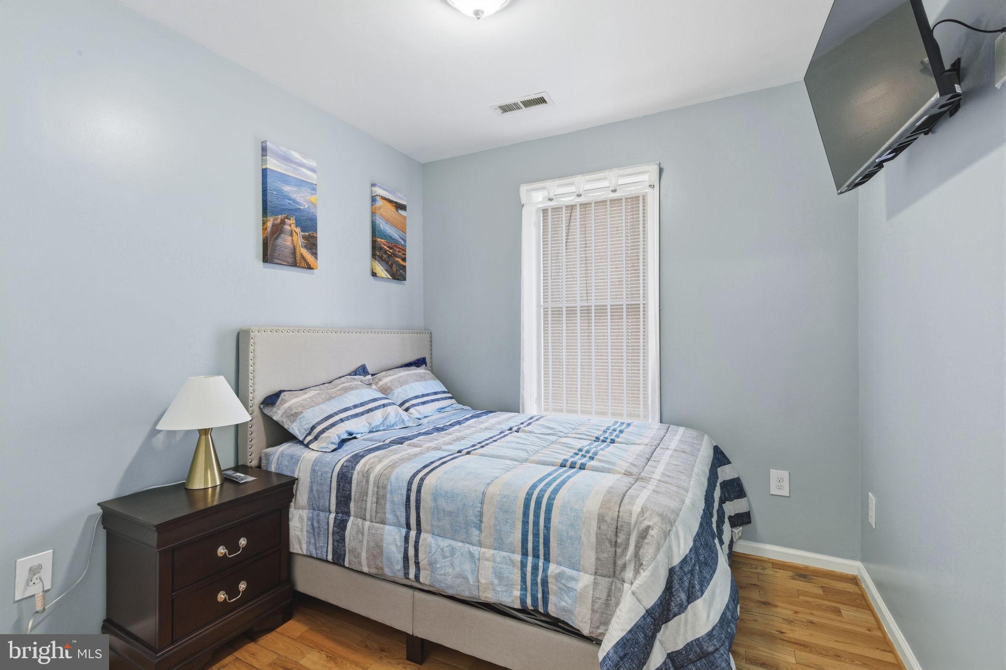HIGHLANDTOWN - Residential
