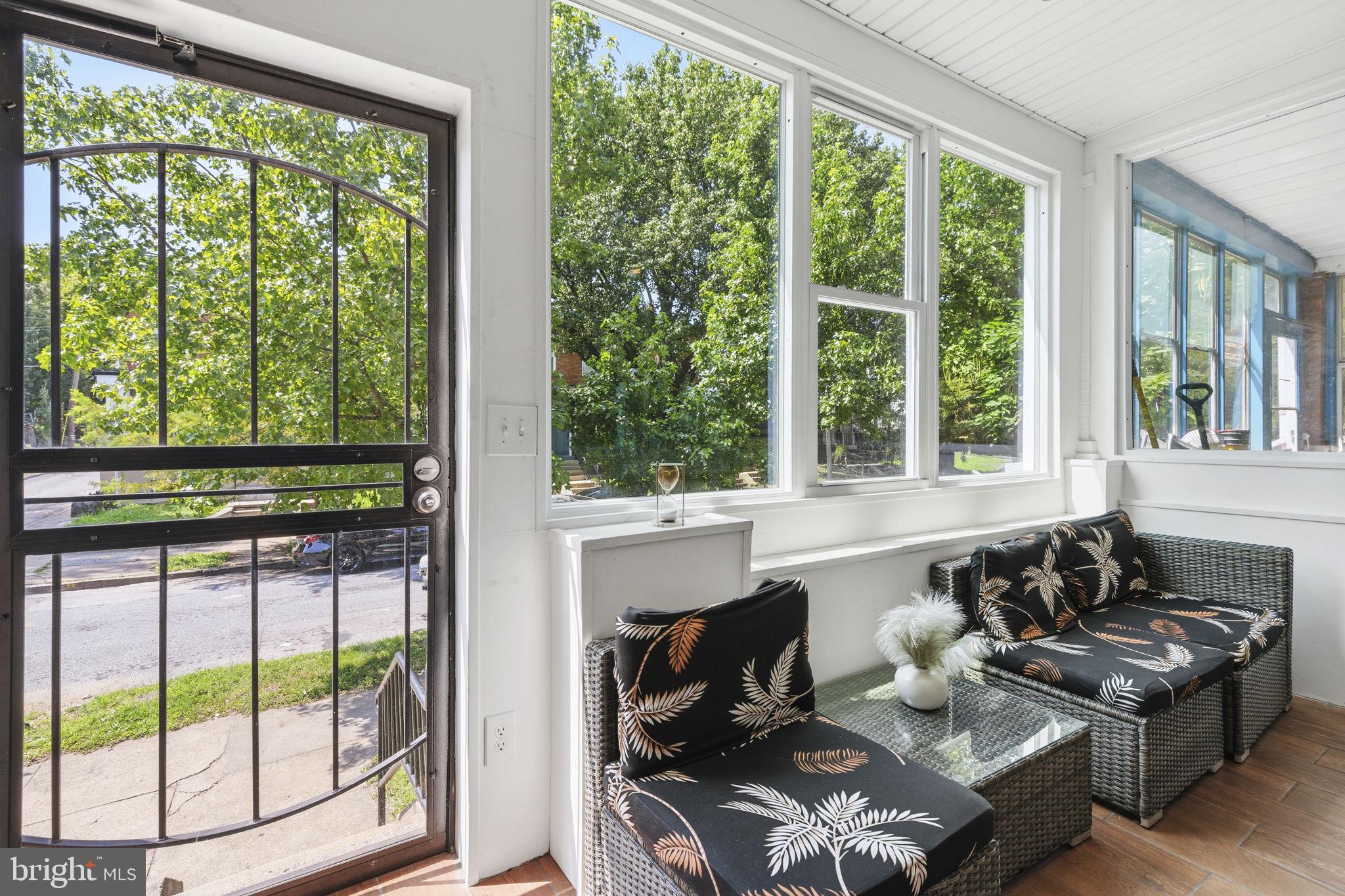 HIGHLANDTOWN - Residential