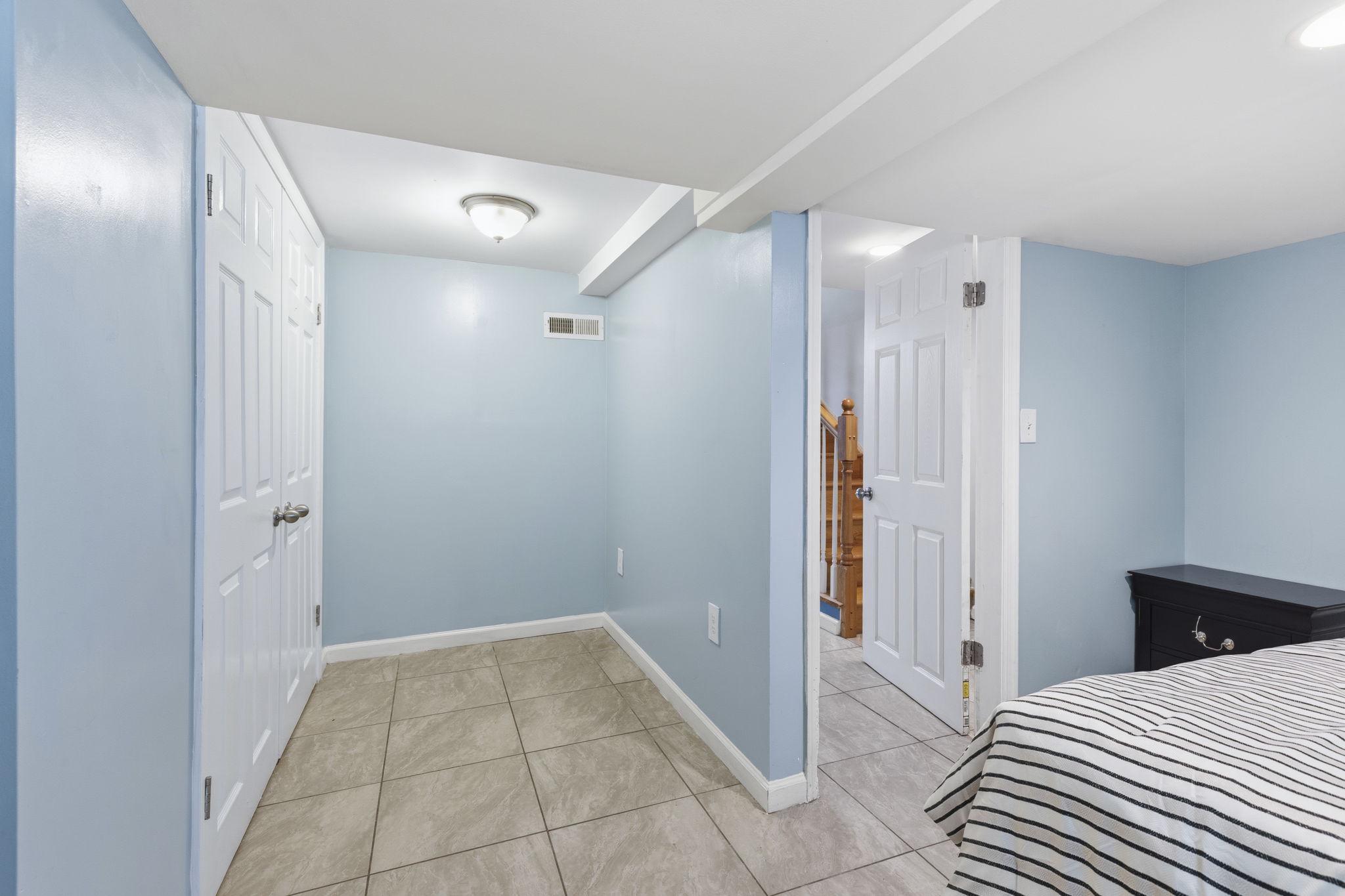 HIGHLANDTOWN - Residential