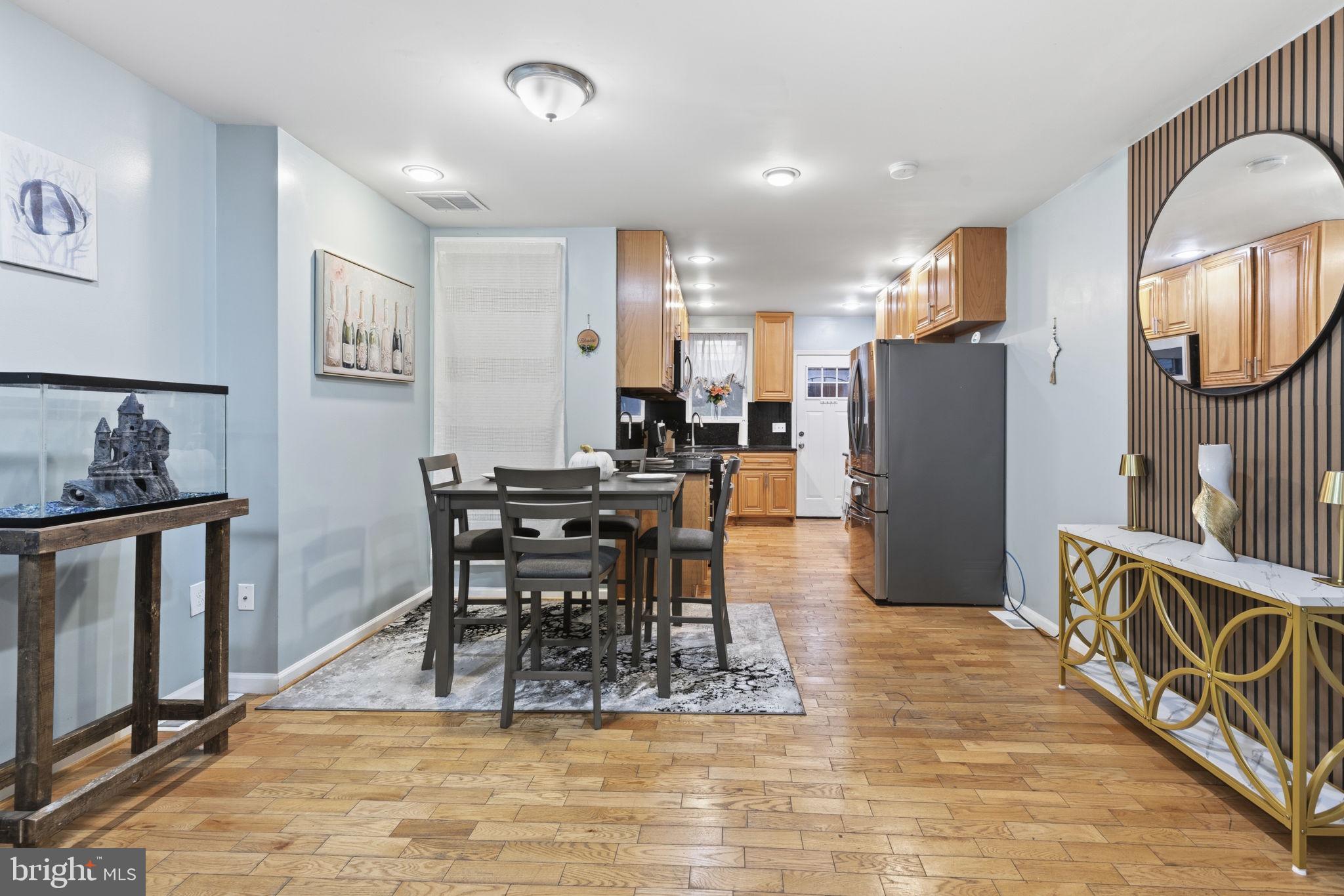 HIGHLANDTOWN - Residential