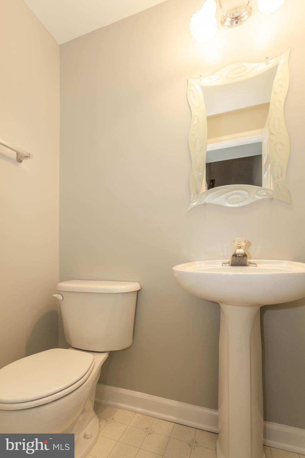 RIDGES AT ASHBURN - Residential