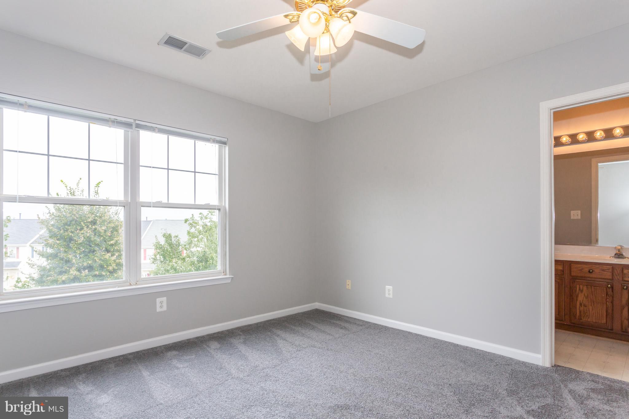 RIDGES AT ASHBURN - Residential