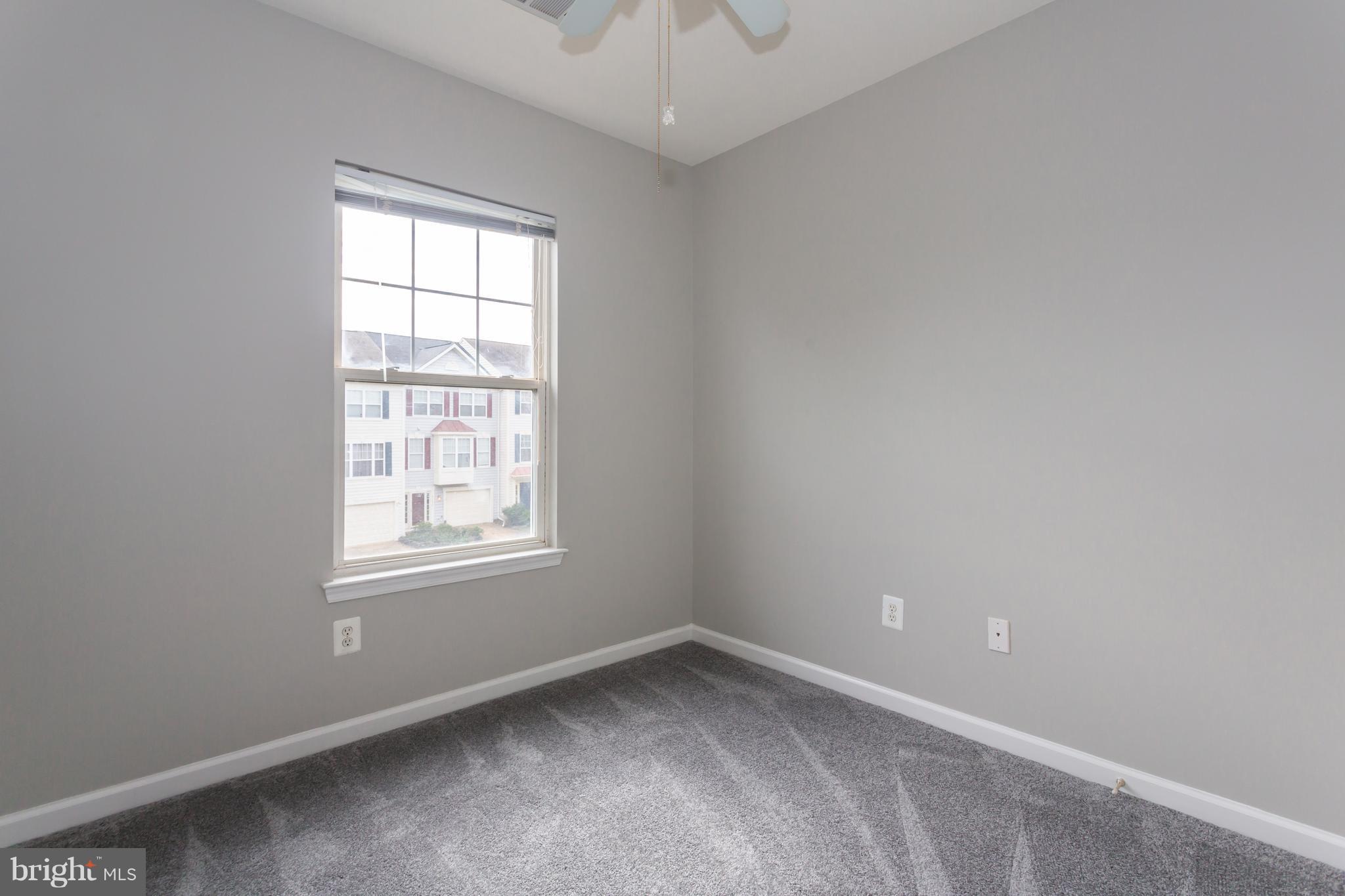 RIDGES AT ASHBURN - Residential