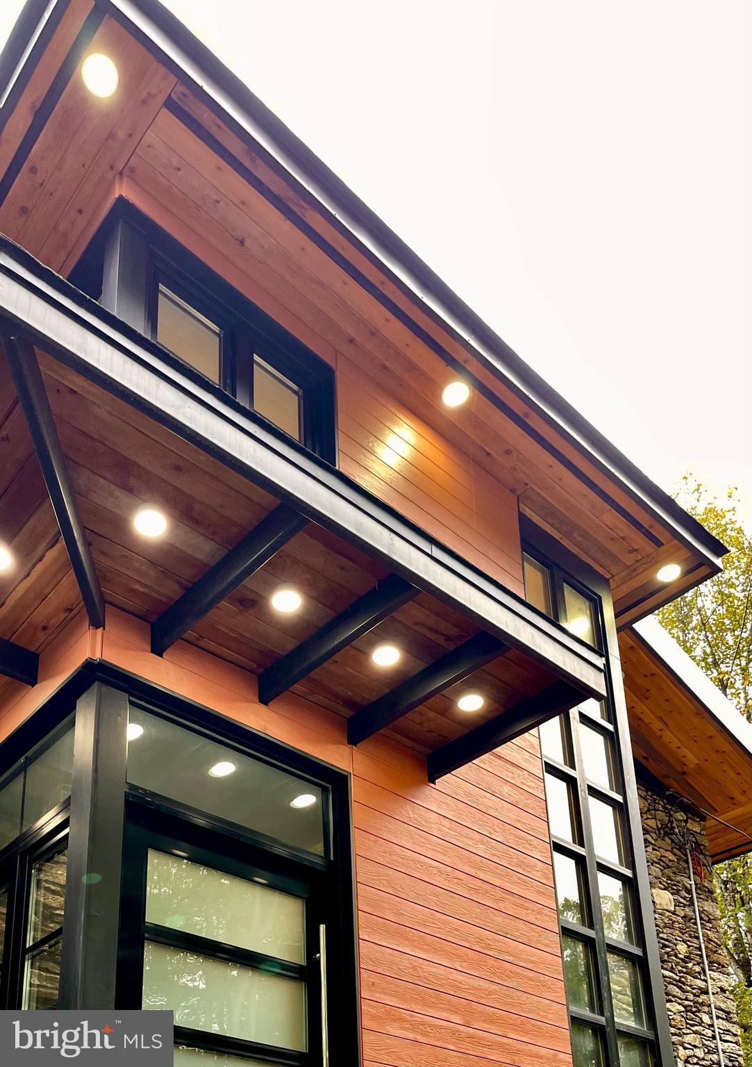 HUNTINGDON VALLEY - Residential
