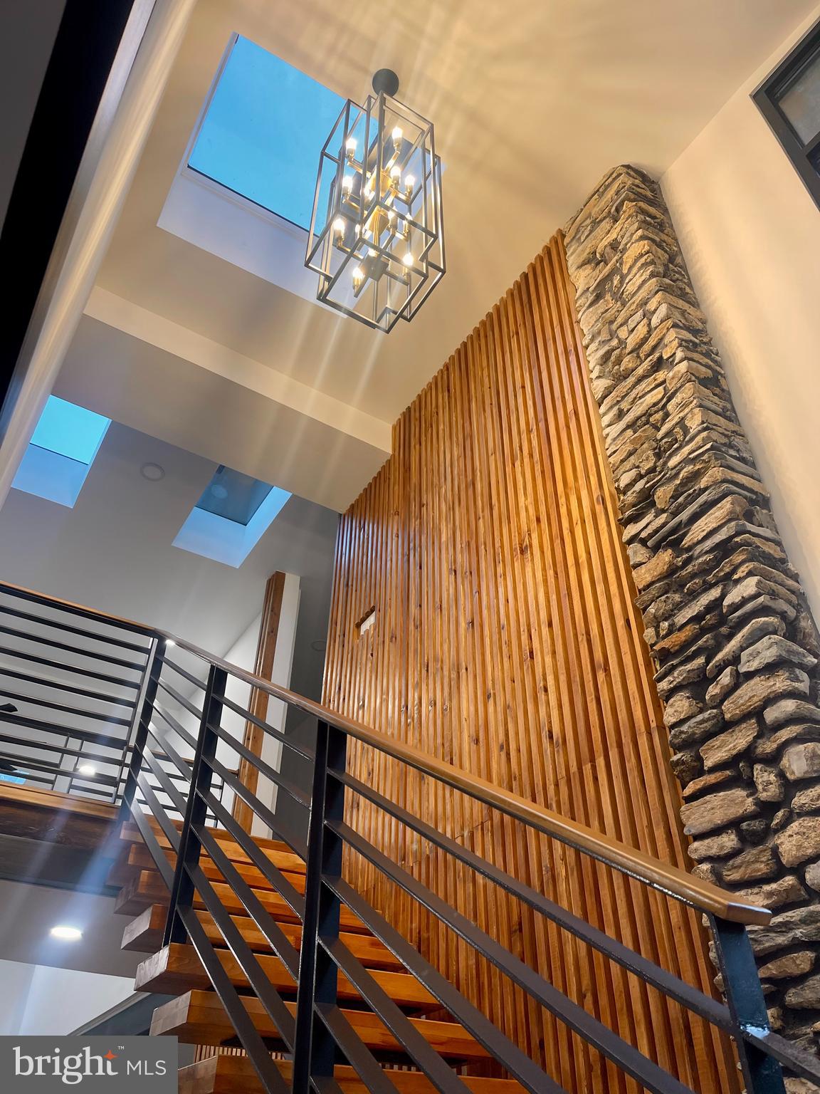 HUNTINGDON VALLEY - Residential