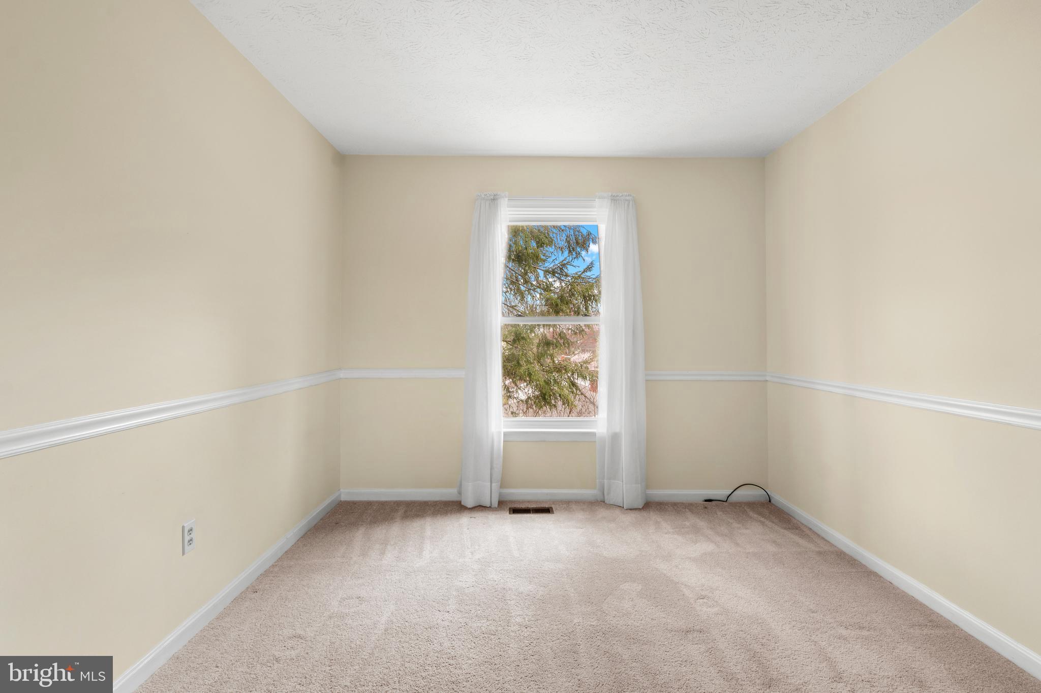 BRIGHT OAKS - Residential