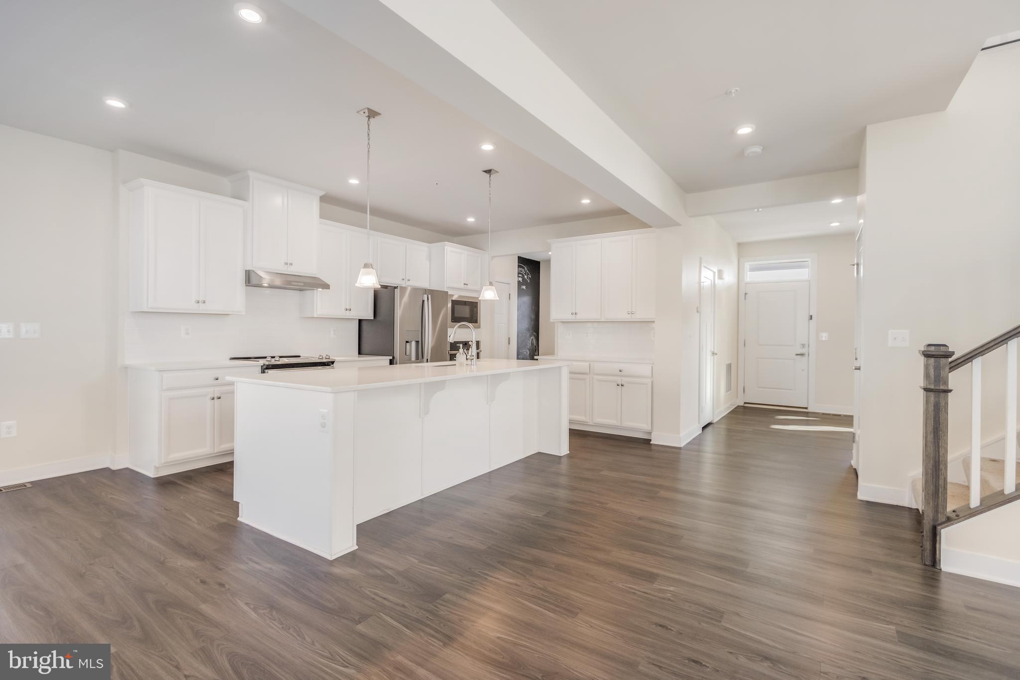 HERITAGE WOODS - Residential
