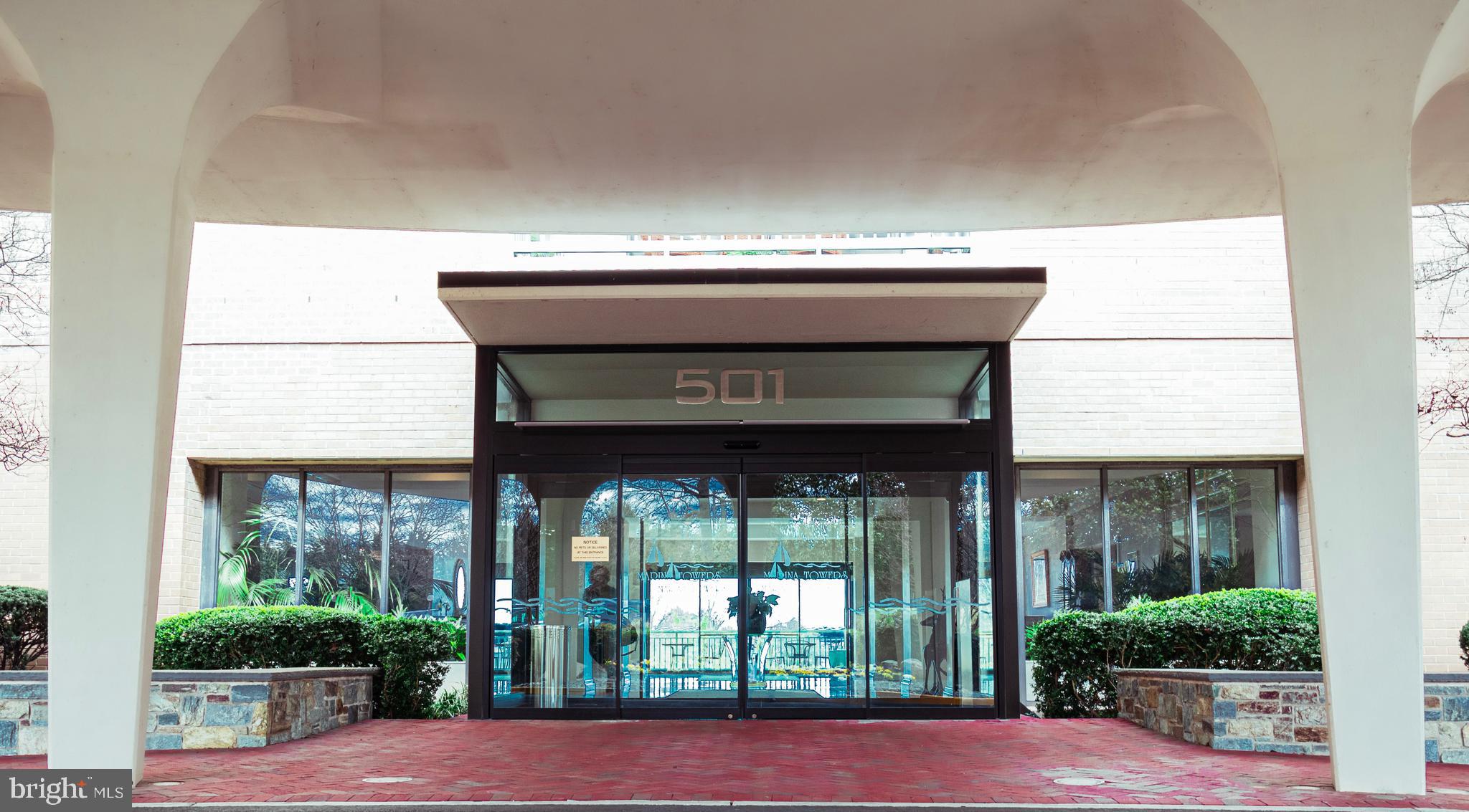 MARINA TOWERS - Residential Lease
