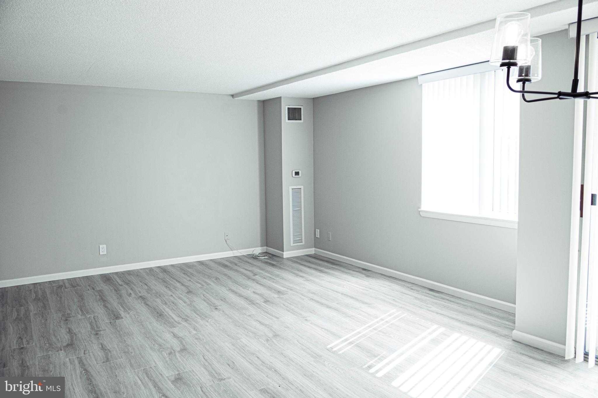 MARINA TOWERS - Residential Lease