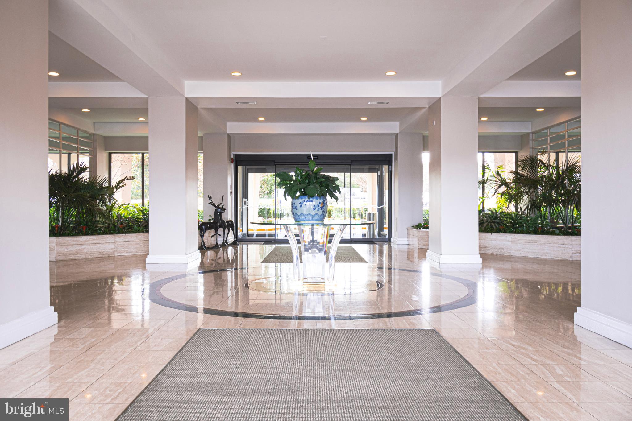 MARINA TOWERS - Residential Lease