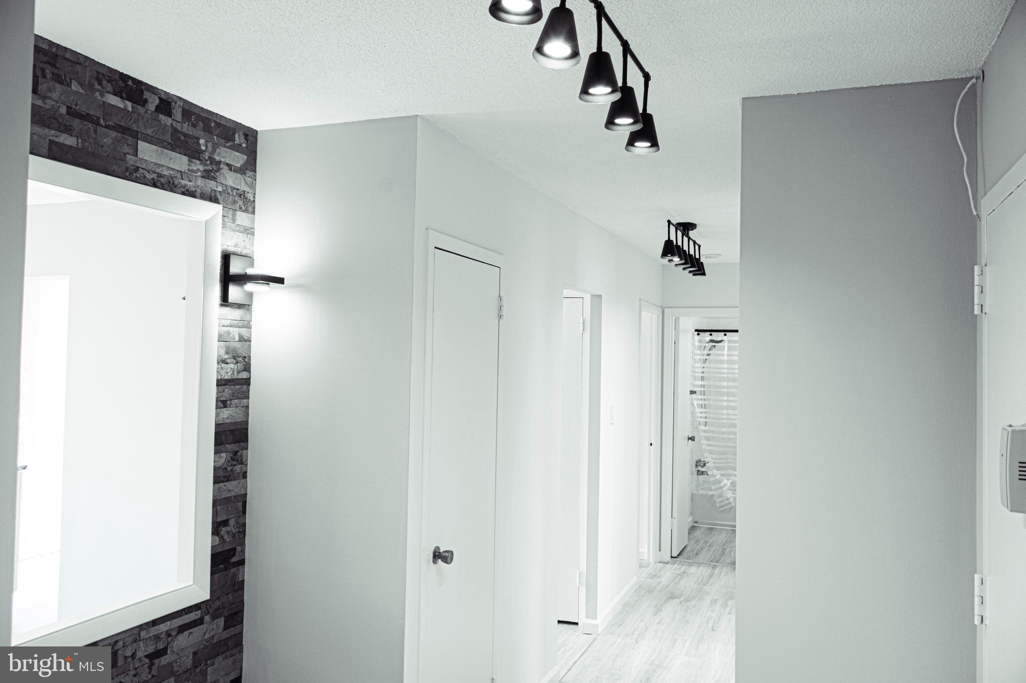 MARINA TOWERS - Residential Lease