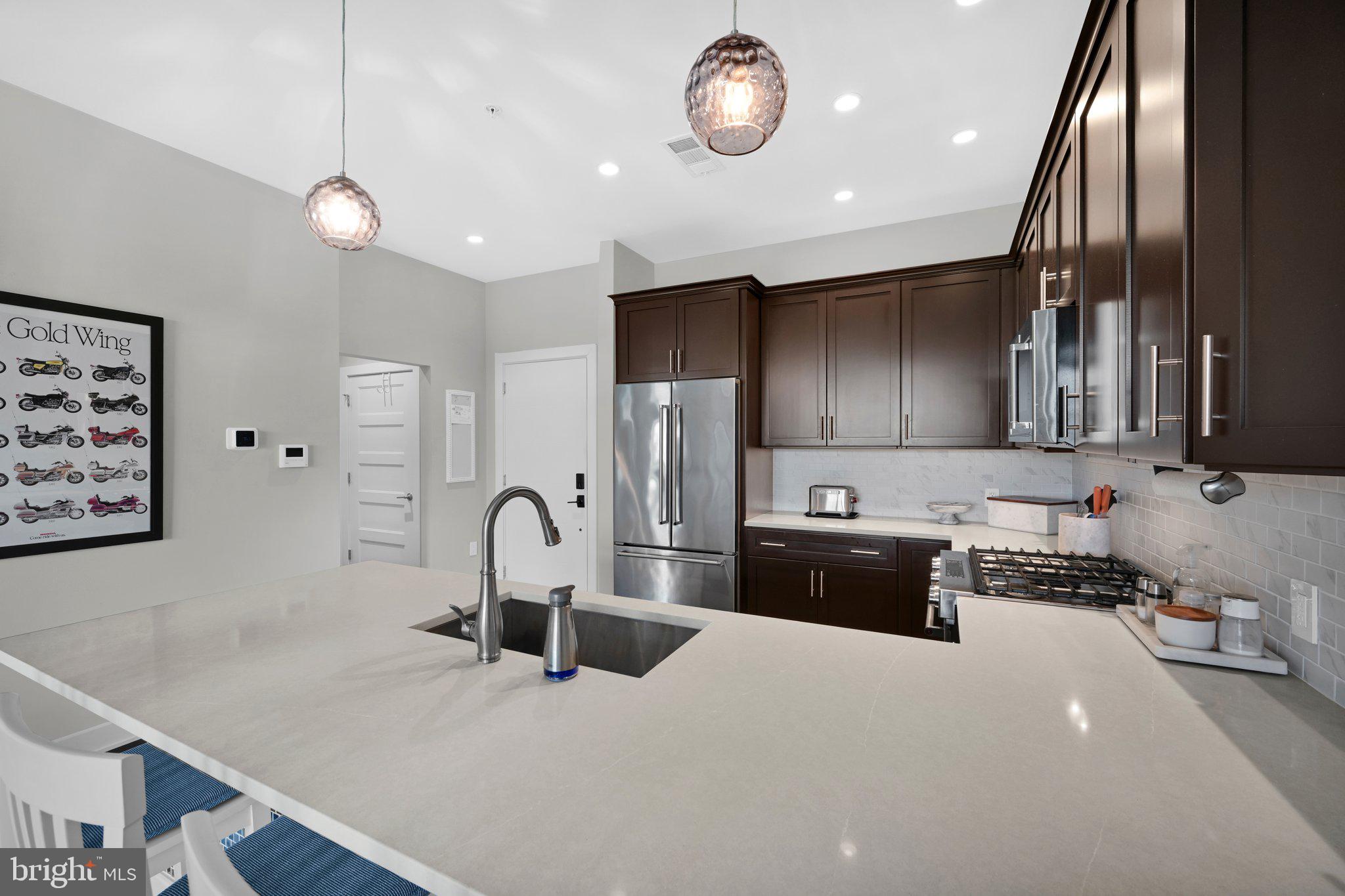 575 SOUTH CONDOS - Residential