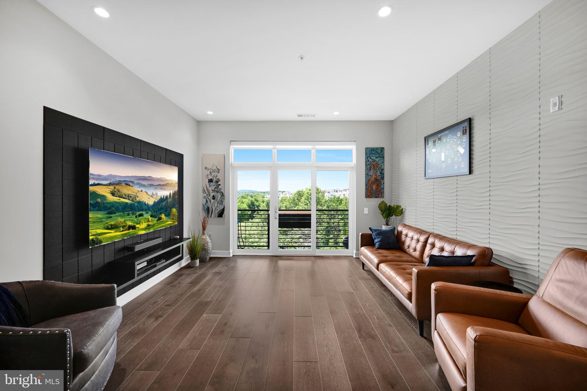 575 SOUTH CONDOS - Residential
