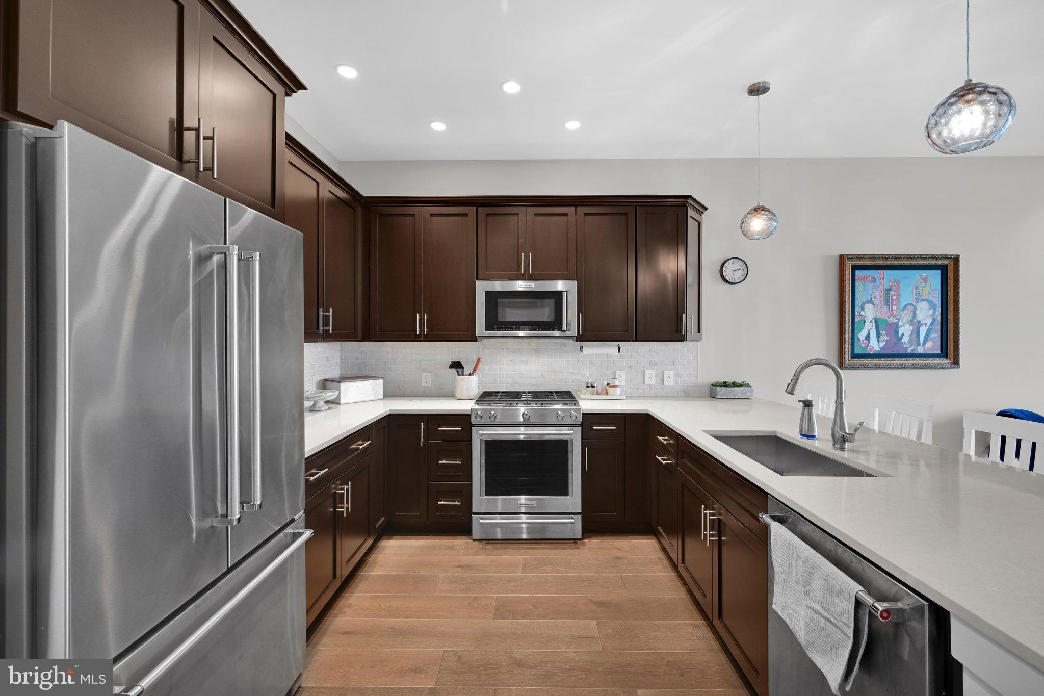 575 SOUTH CONDOS - Residential