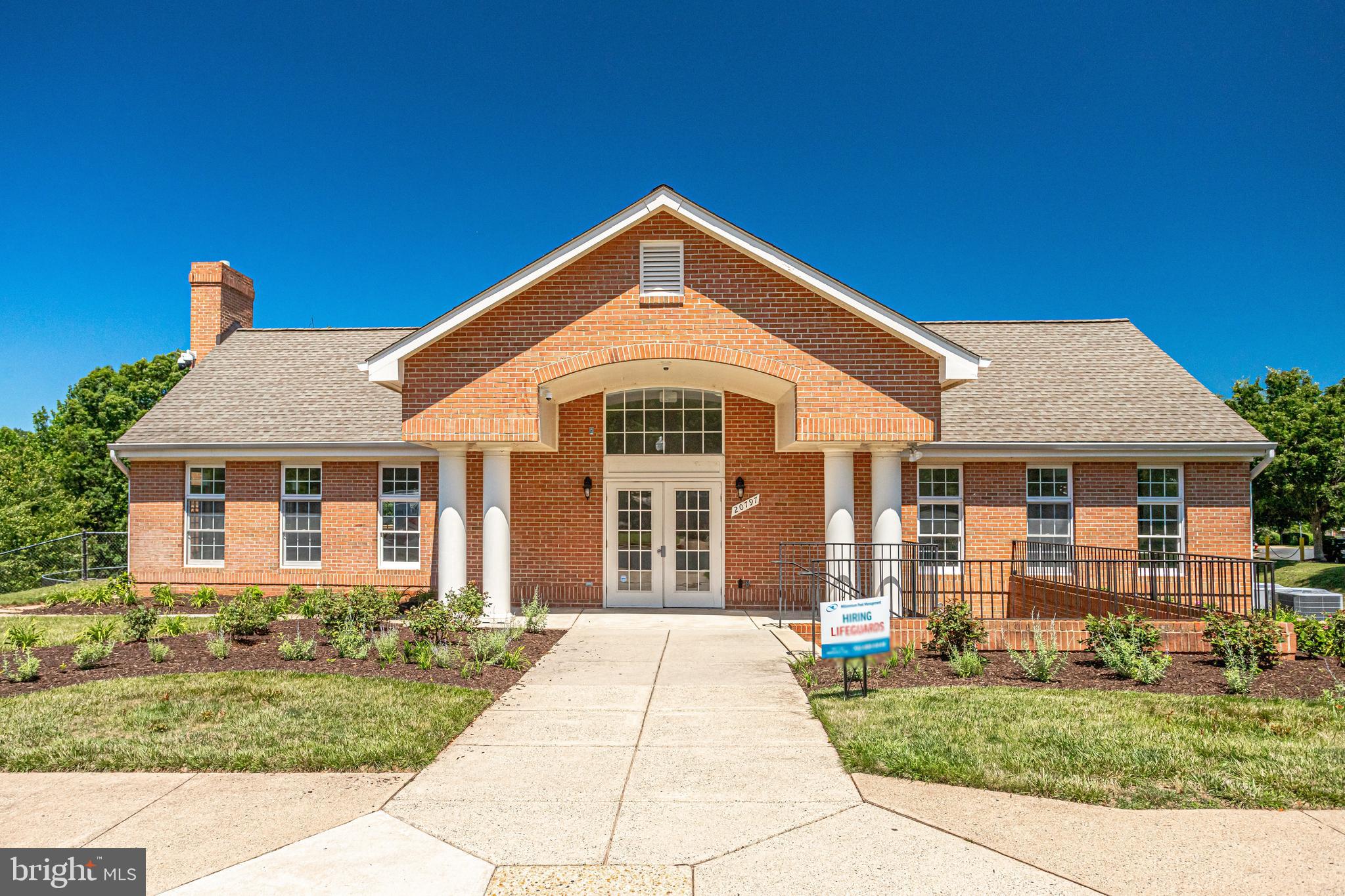 CASCADES - Residential