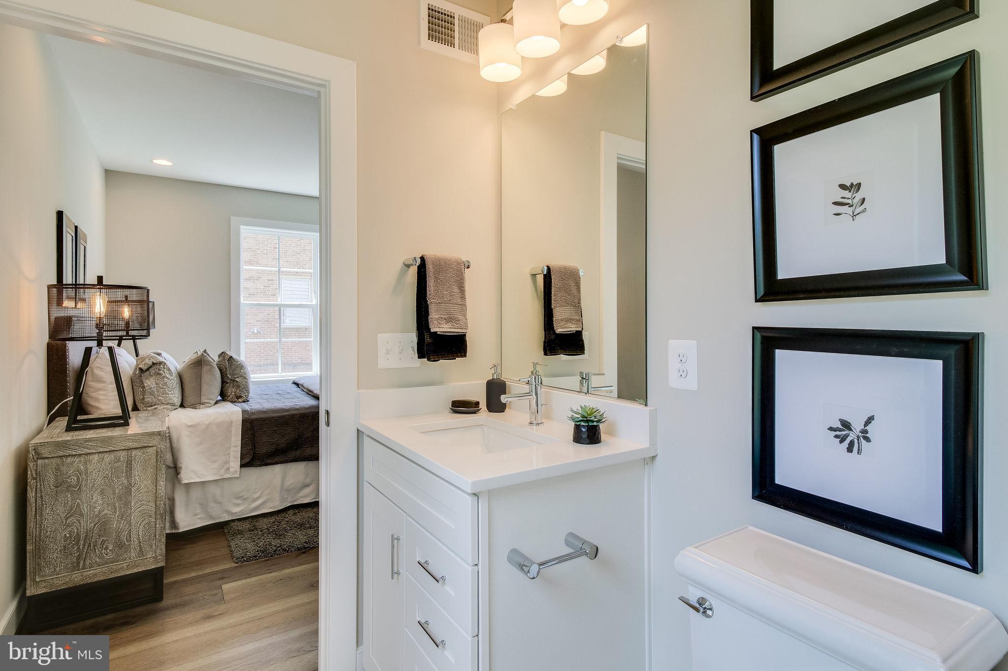 ARLINGTON RIDGE - Residential