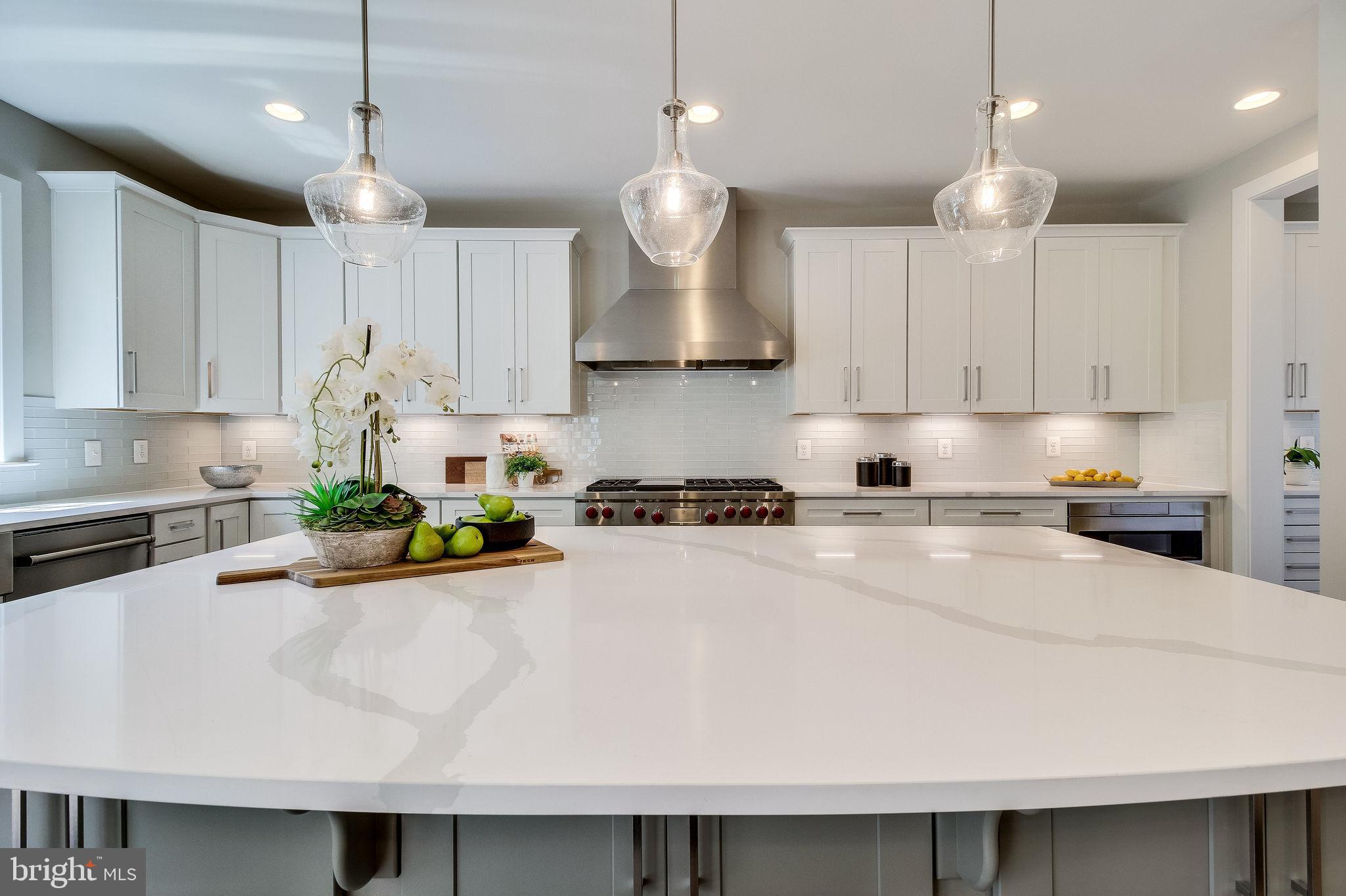 ARLINGTON RIDGE - Residential