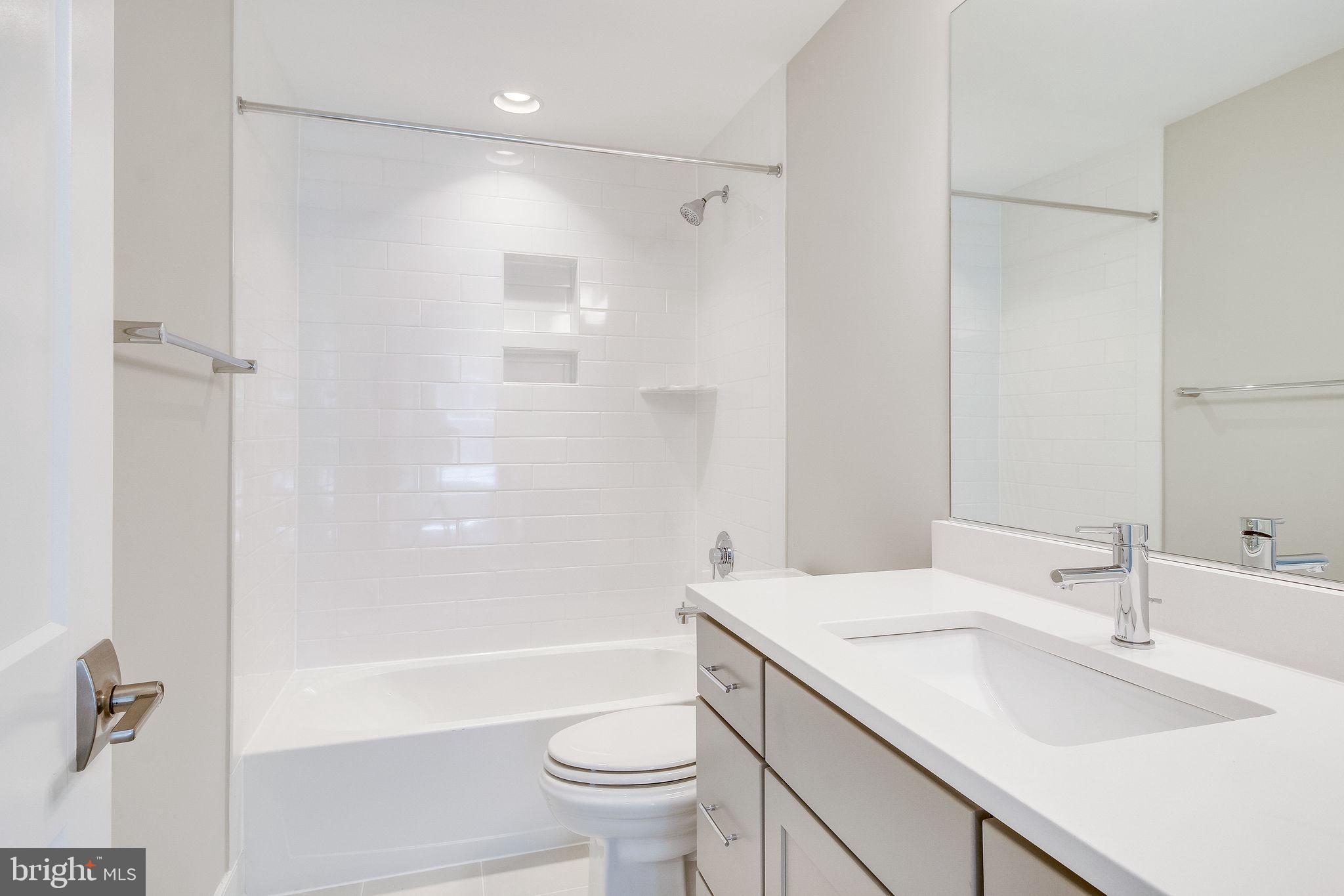 ARLINGTON RIDGE - Residential