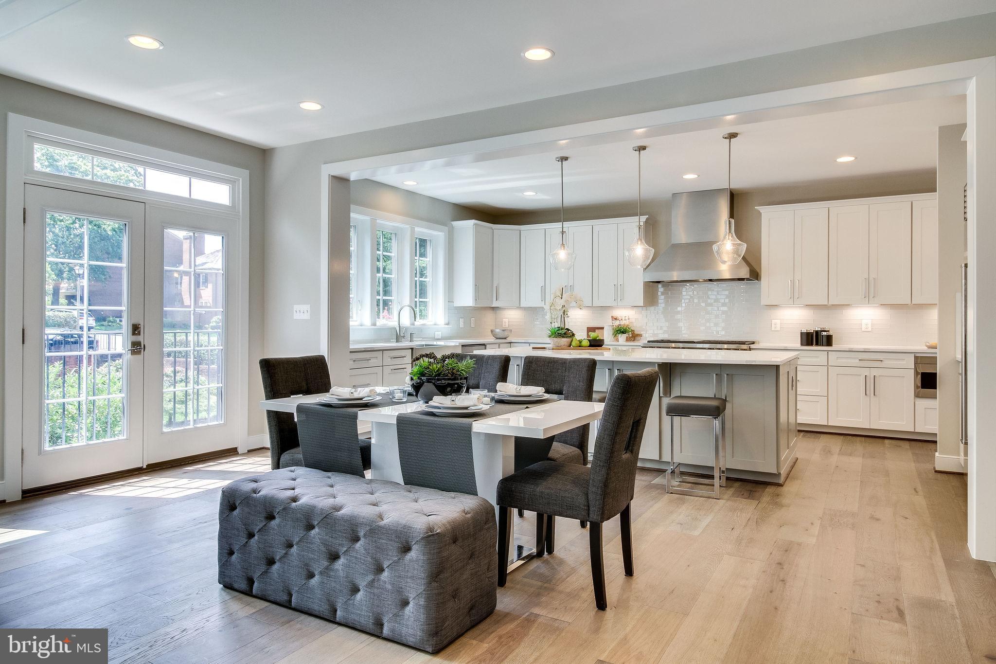 ARLINGTON RIDGE - Residential