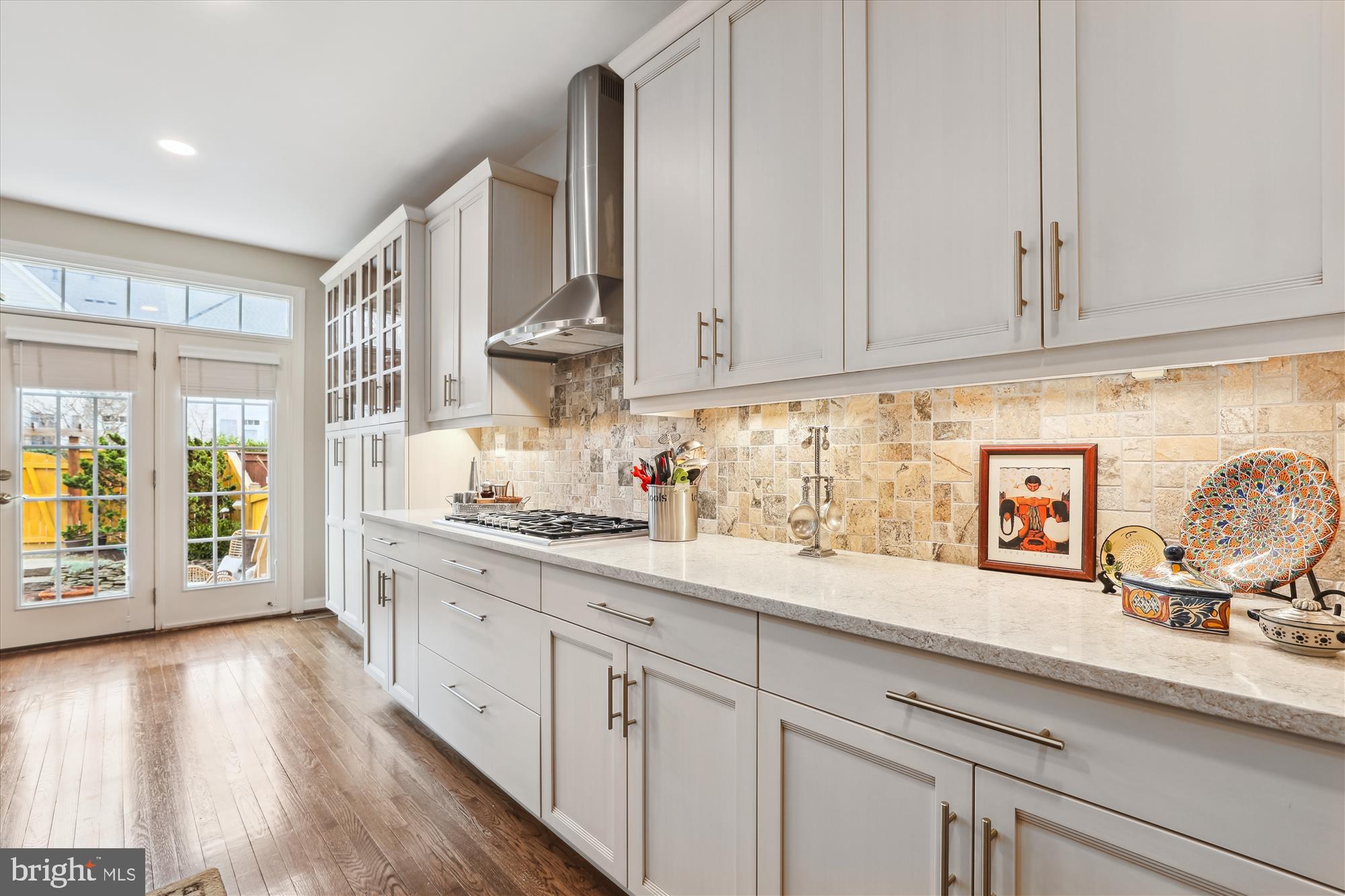 LANSDOWNE ON THE POTOMAC - Residential
