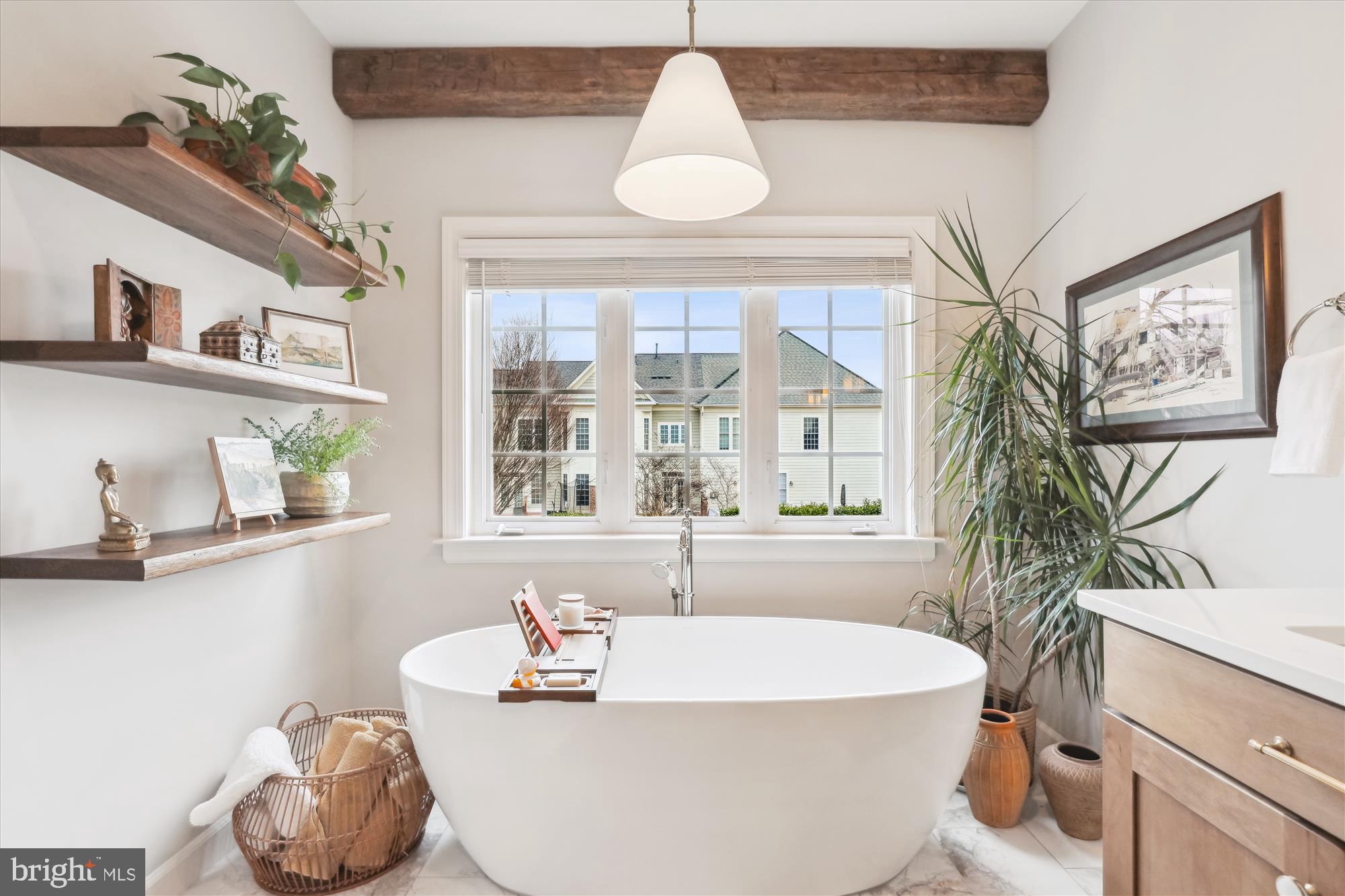 LANSDOWNE ON THE POTOMAC - Residential