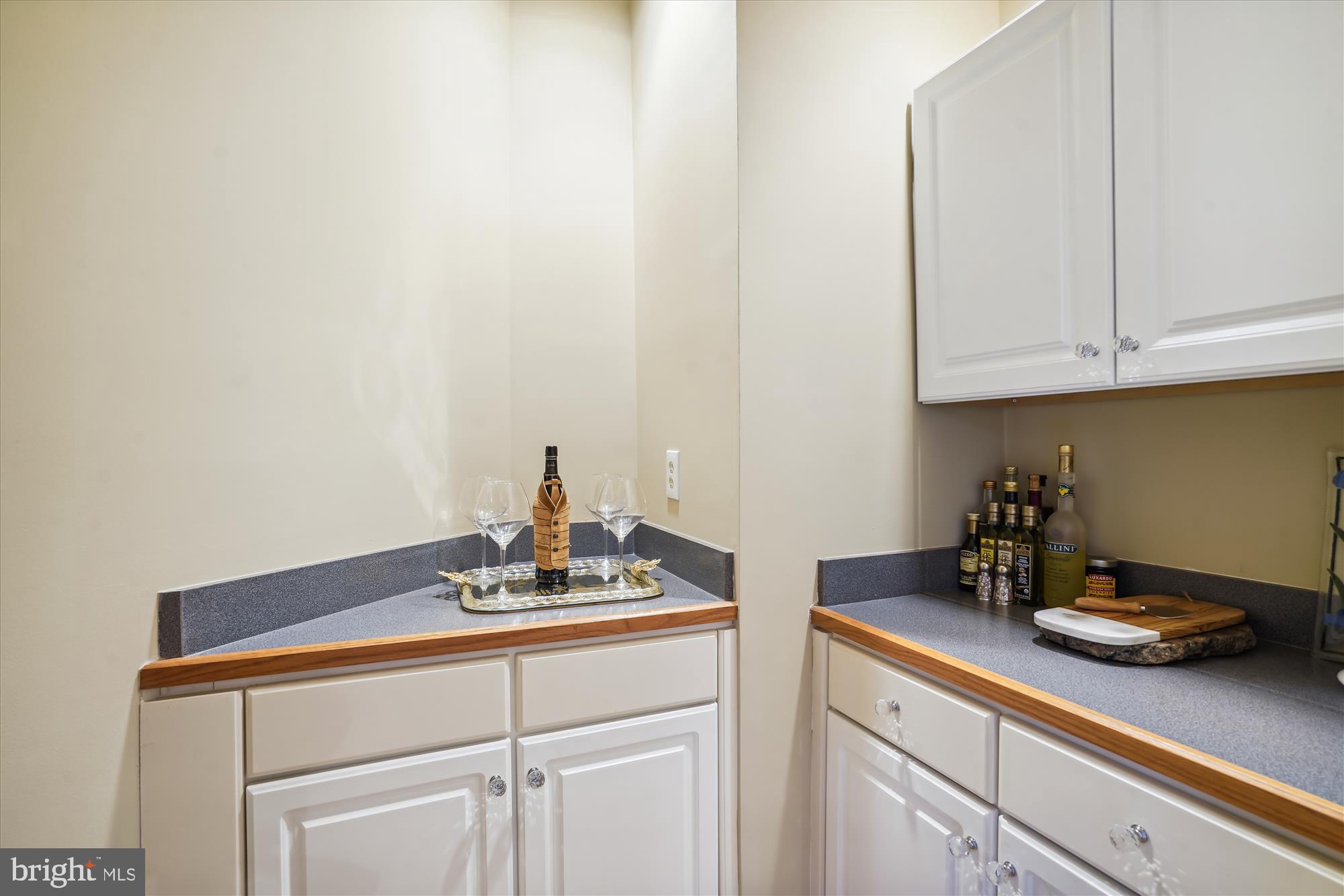 WEST OAKS ESTATES - Residential