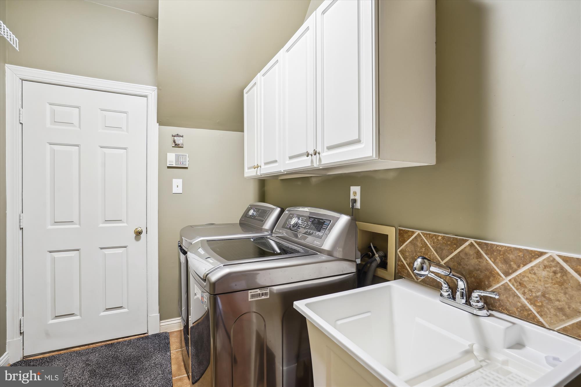 WEST OAKS ESTATES - Residential