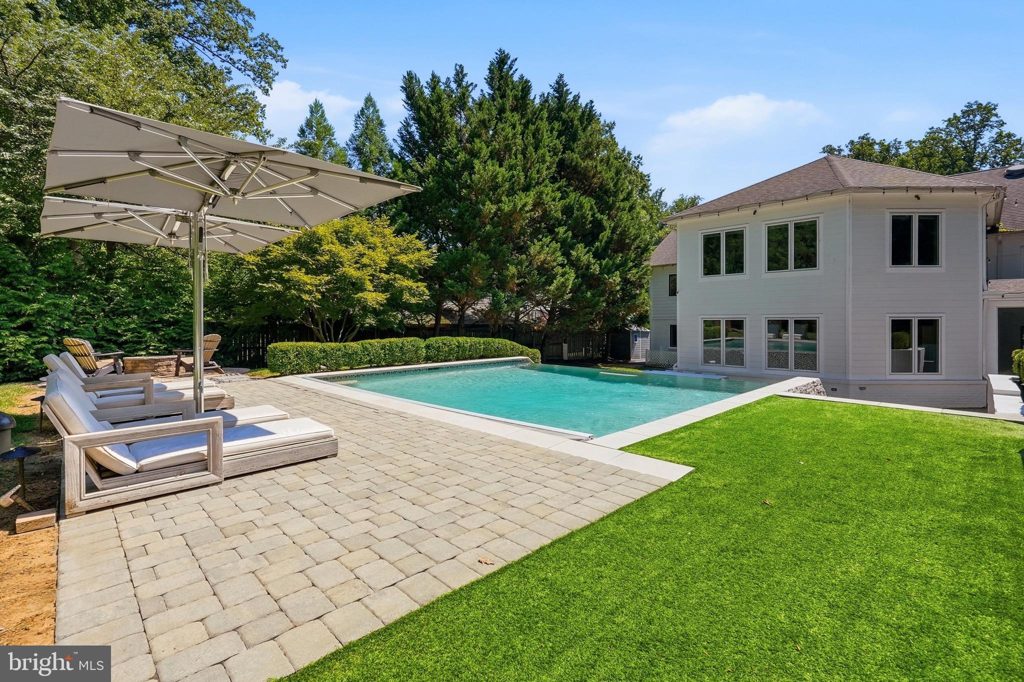DEVONSHIRE GARDENS - Residential