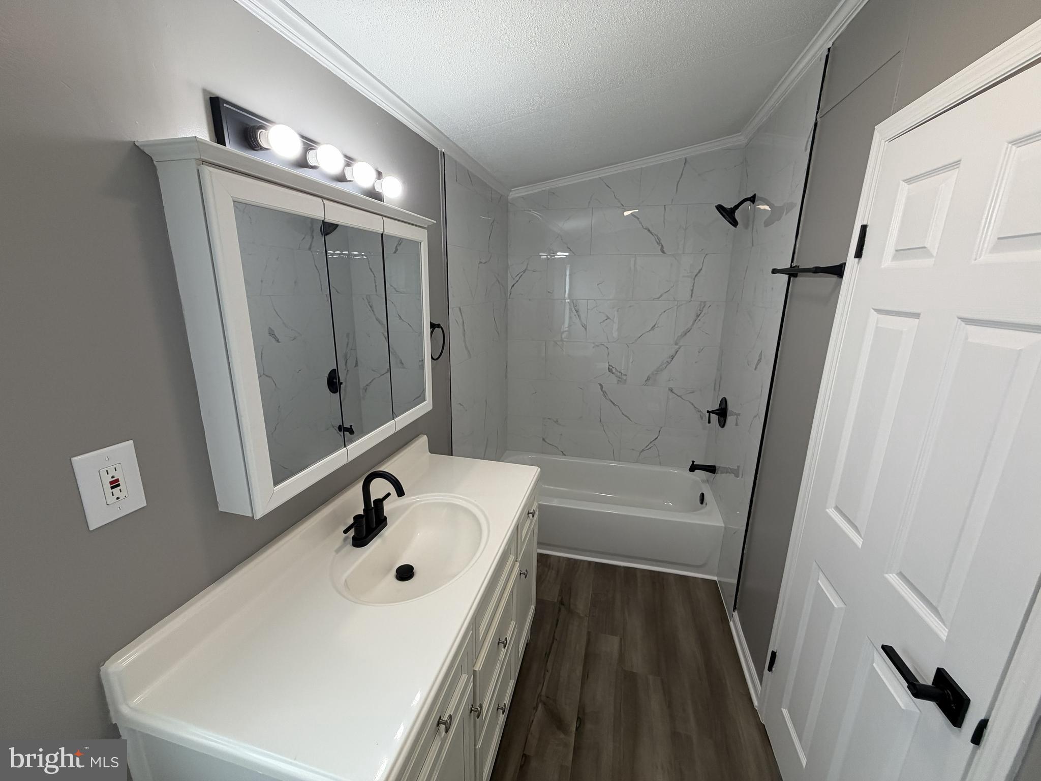 WILLIAMS ESTATES - Residential