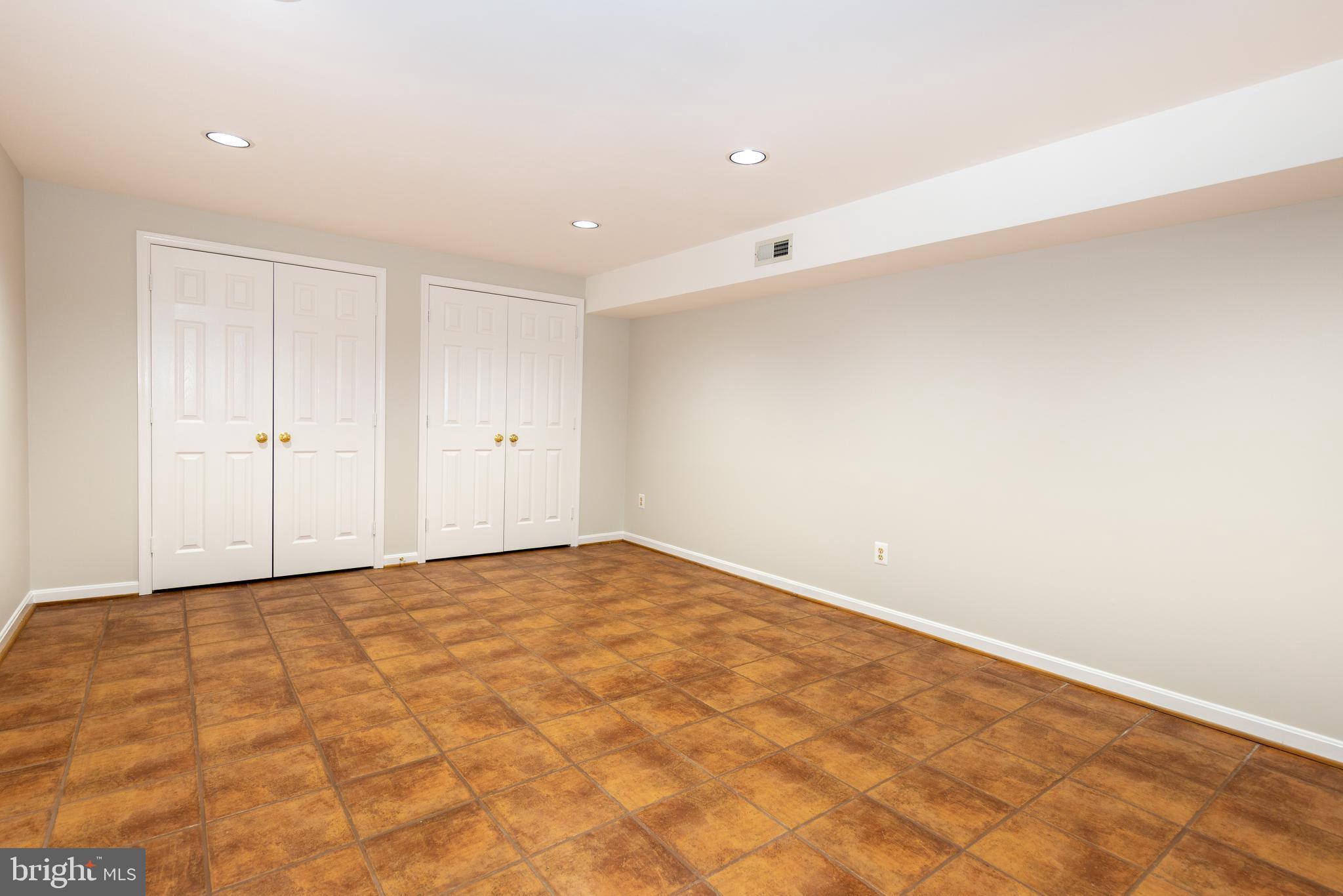 BARRINGTON - Residential