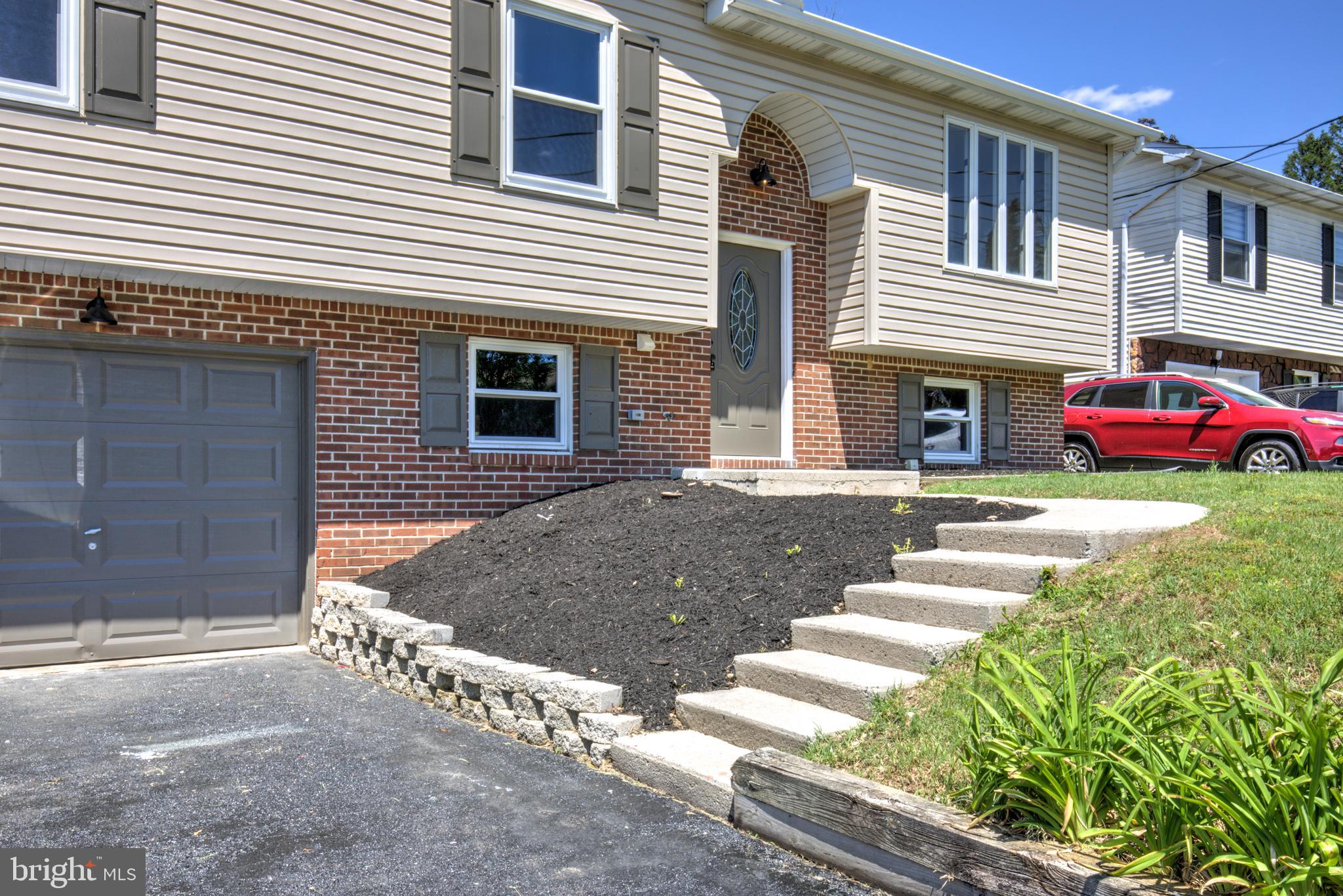 MUHLENBERG PARK - Residential