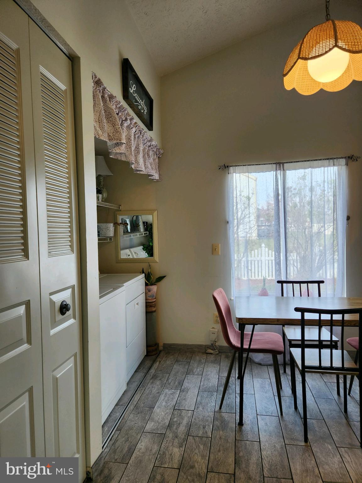 FAIRMONT - Residential