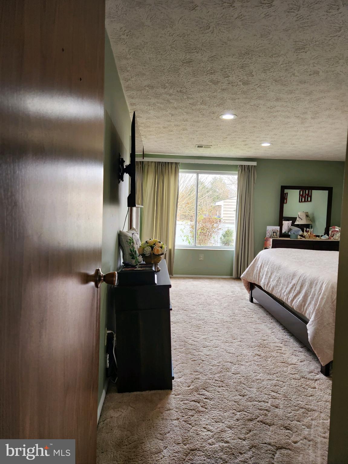 FAIRMONT - Residential