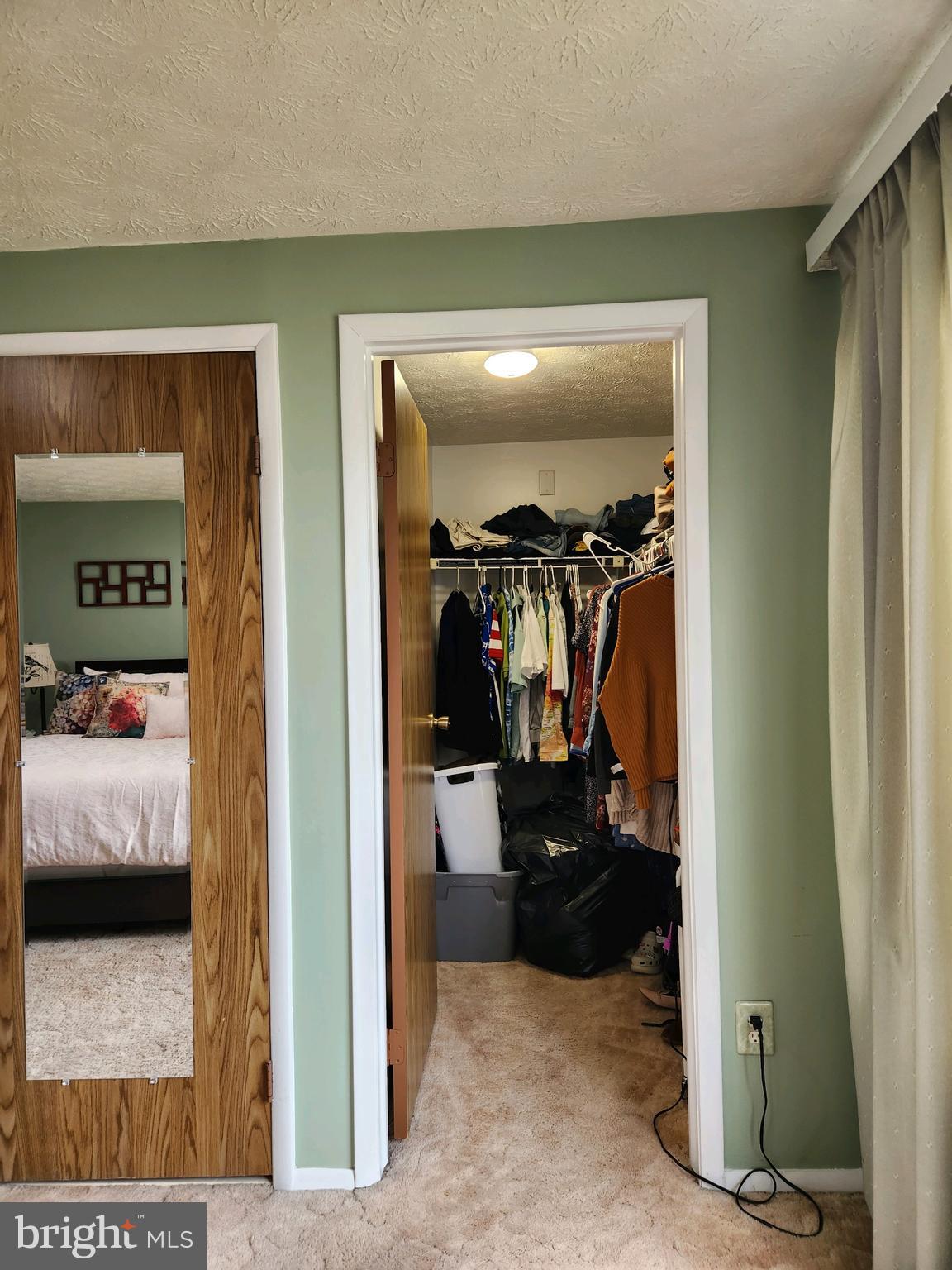 FAIRMONT - Residential