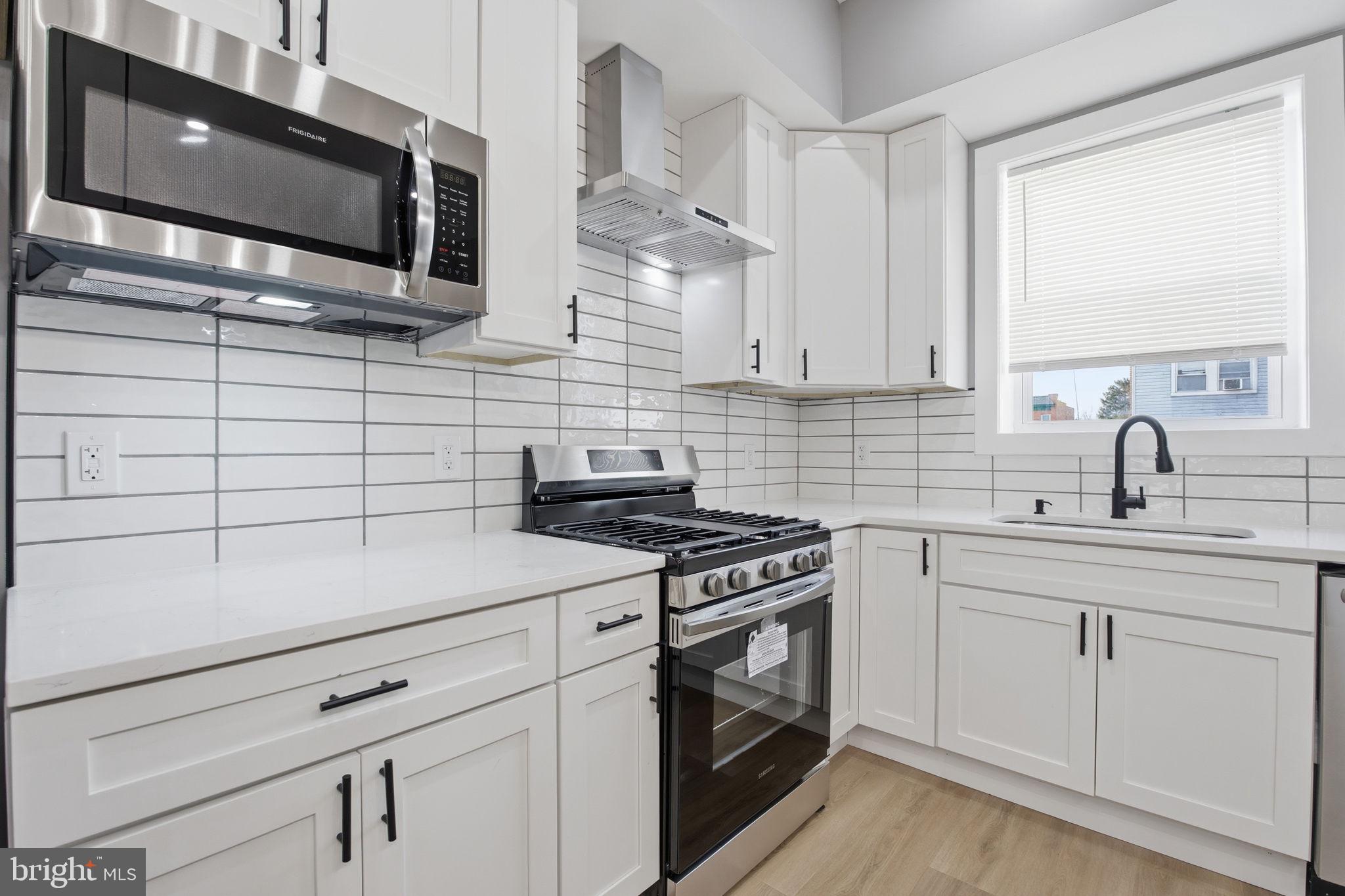 PARK CIRCLE - Residential