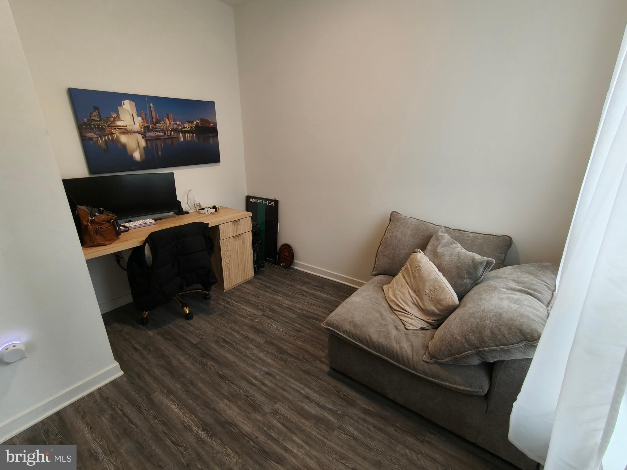 NORTHBANK - Residential