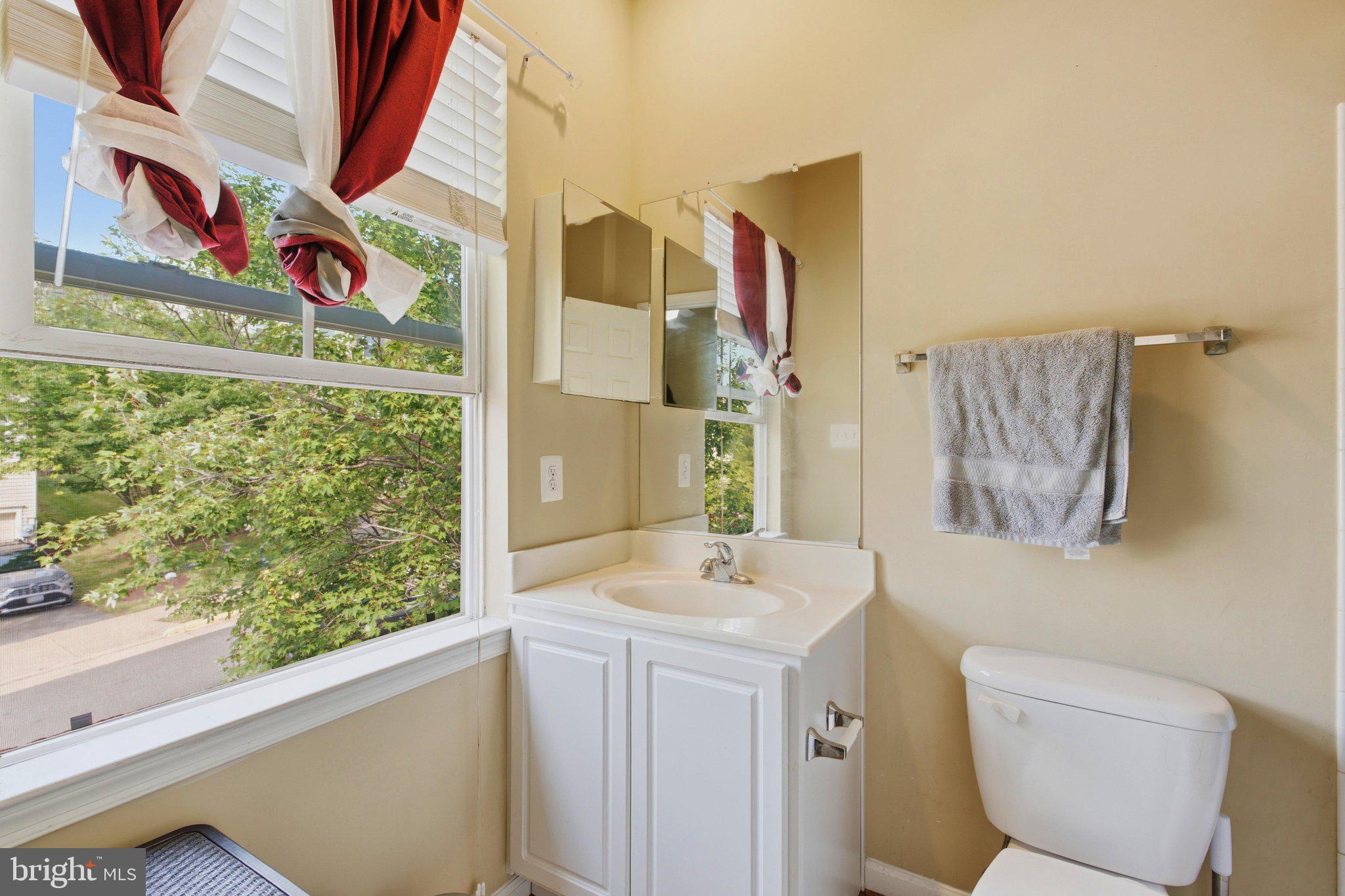 RIVER OAKS - Residential