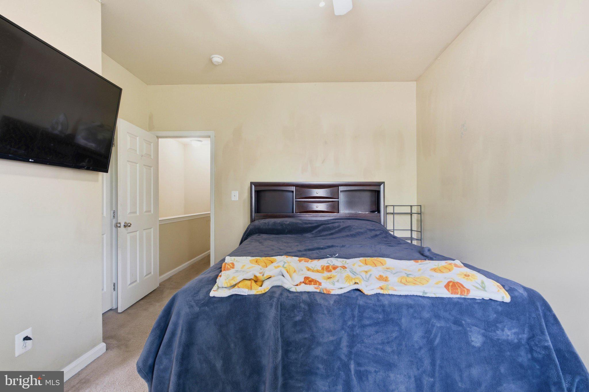 RIVER OAKS - Residential
