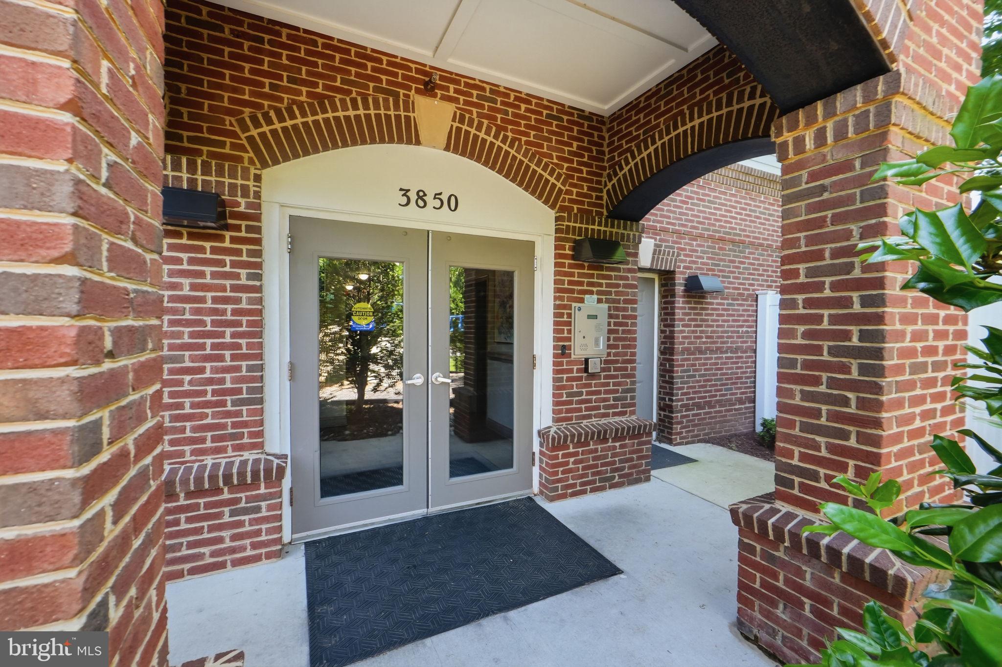NORBECK CROSSING - Residential