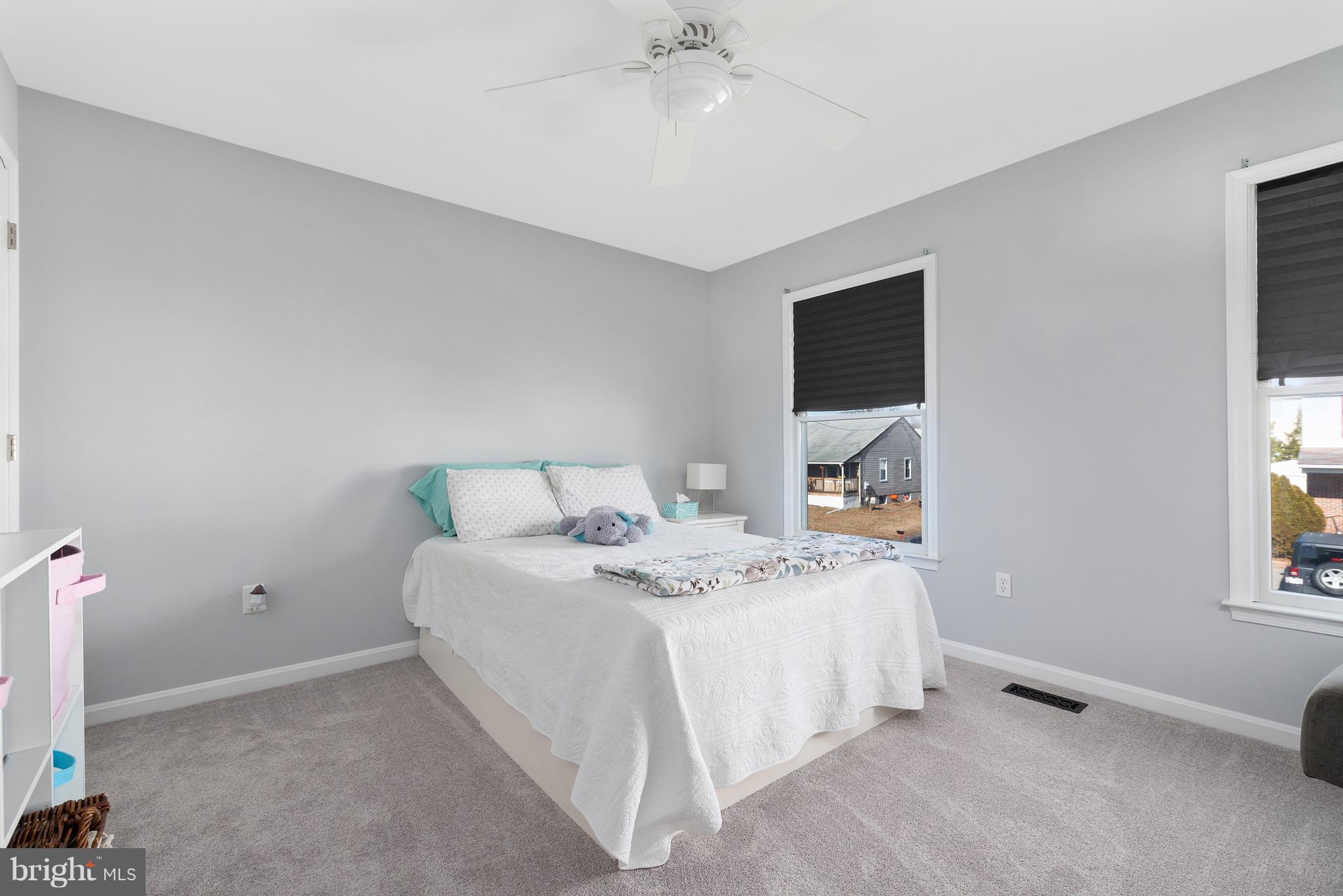 SILVER SANDS - Residential