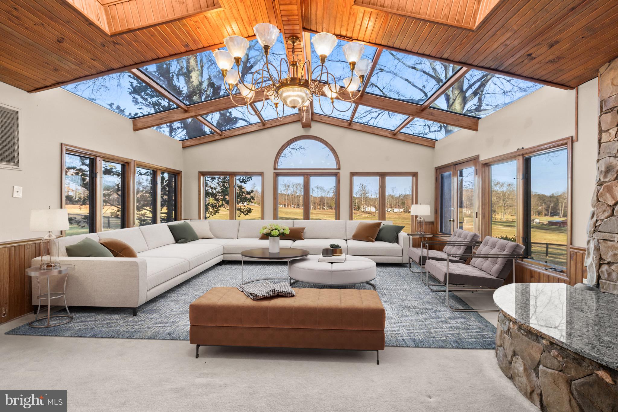 COLCHESTER - Residential