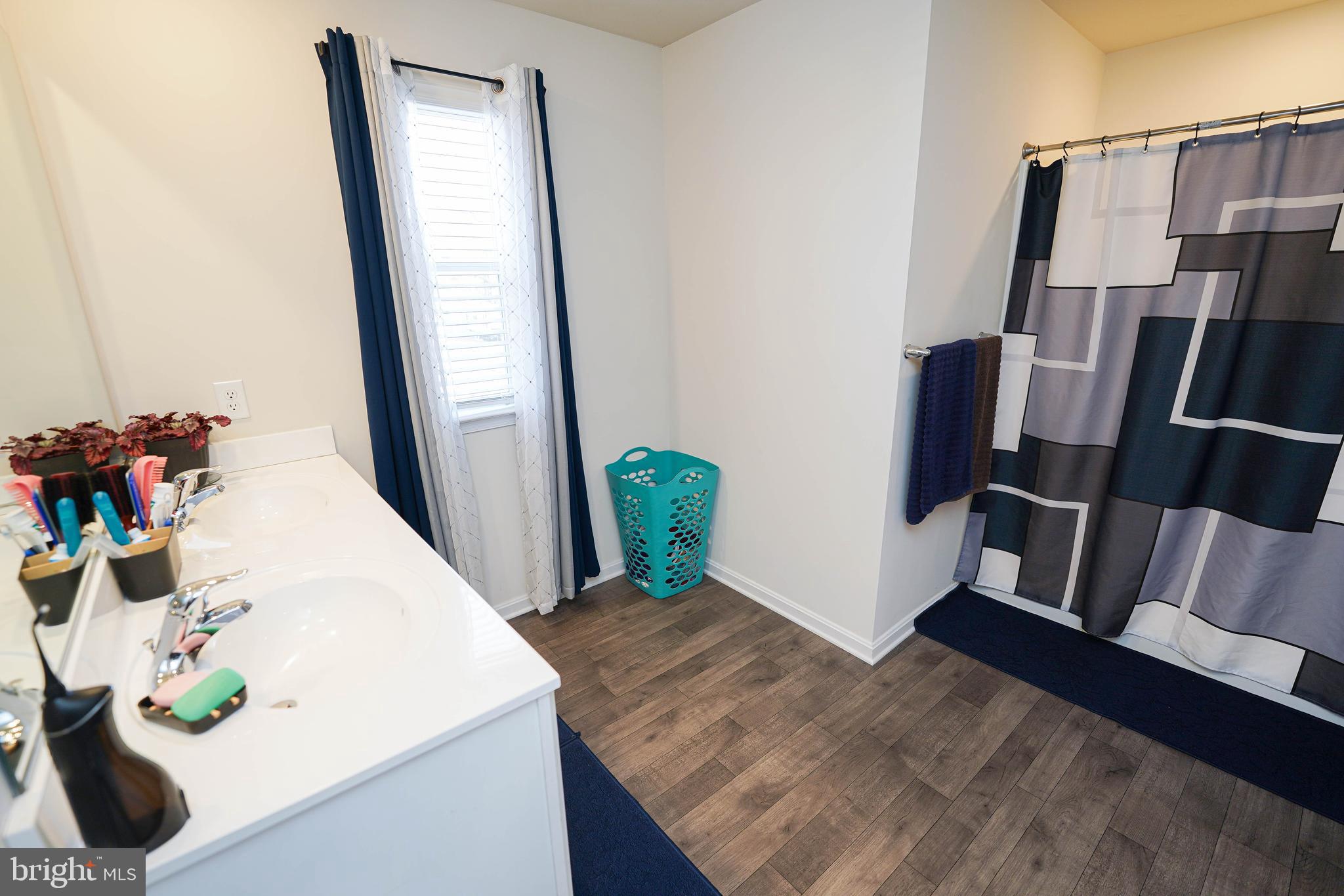 SASSAFRAS MEADOWS - Residential