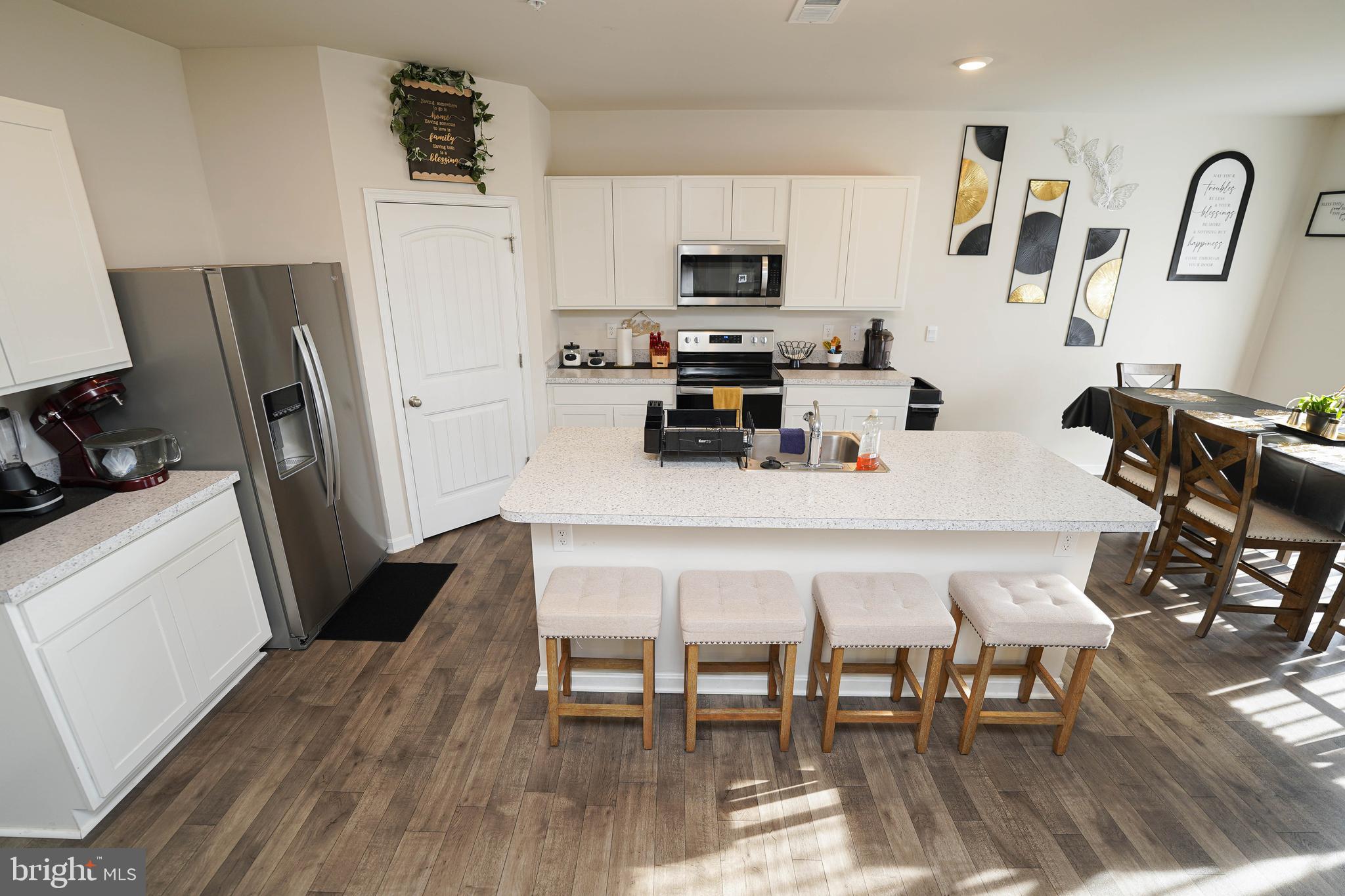 SASSAFRAS MEADOWS - Residential