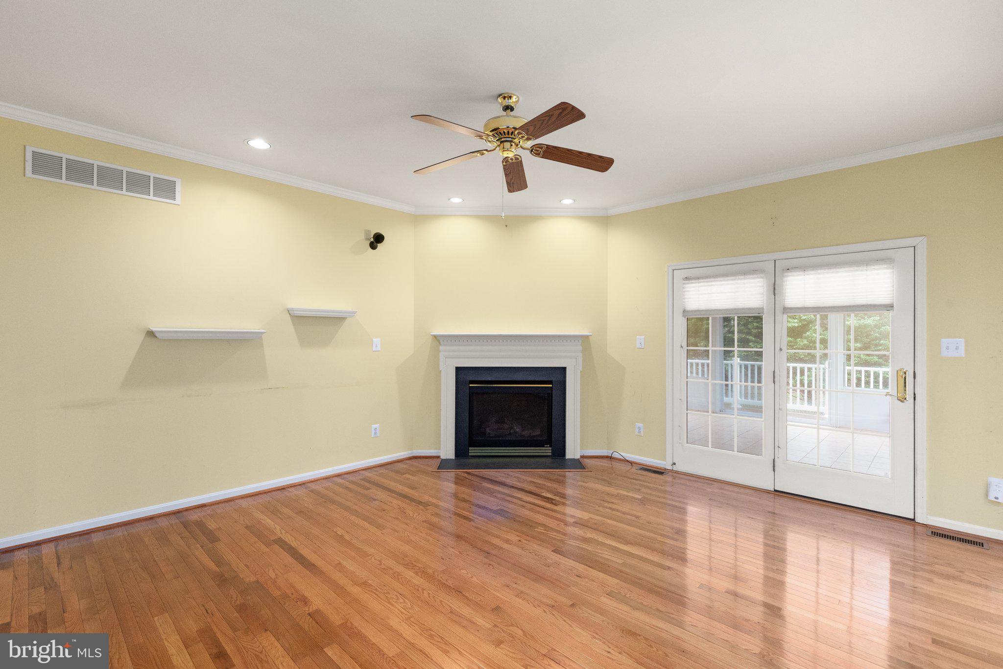 WOODCREST - Residential