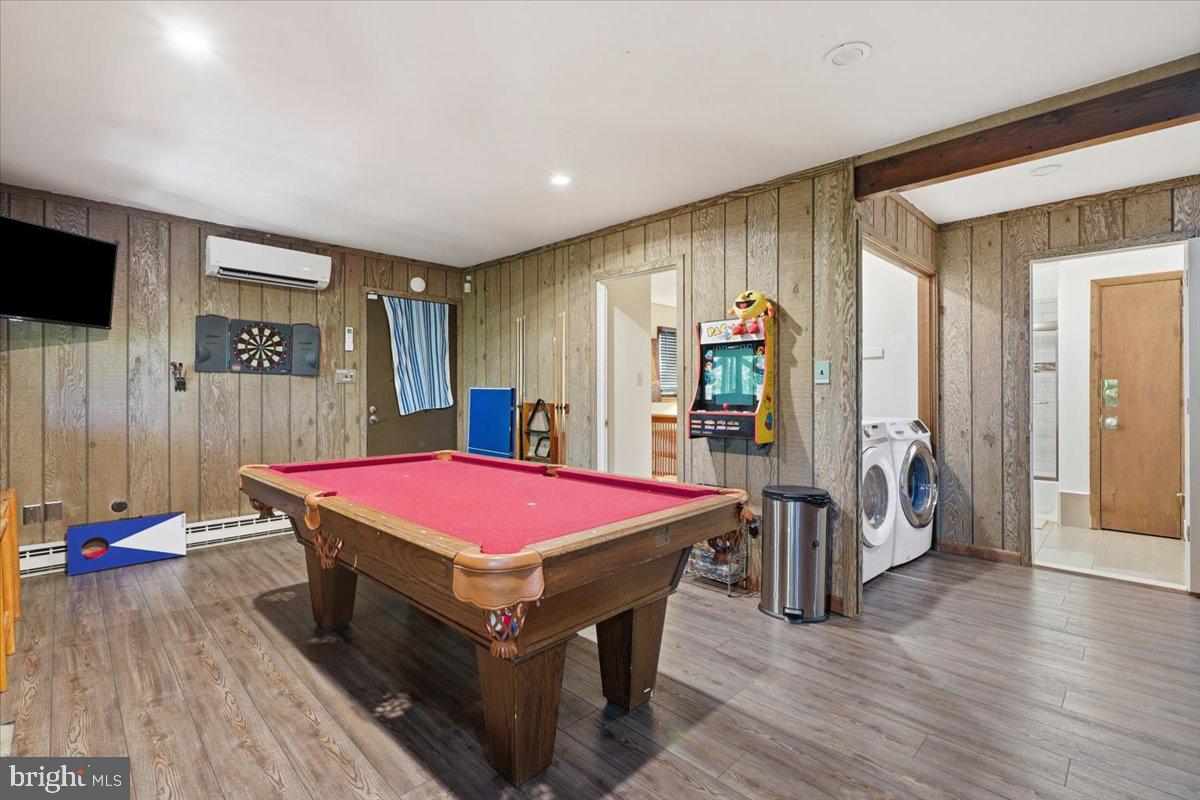 SAW CREEK ESTATES - Residential